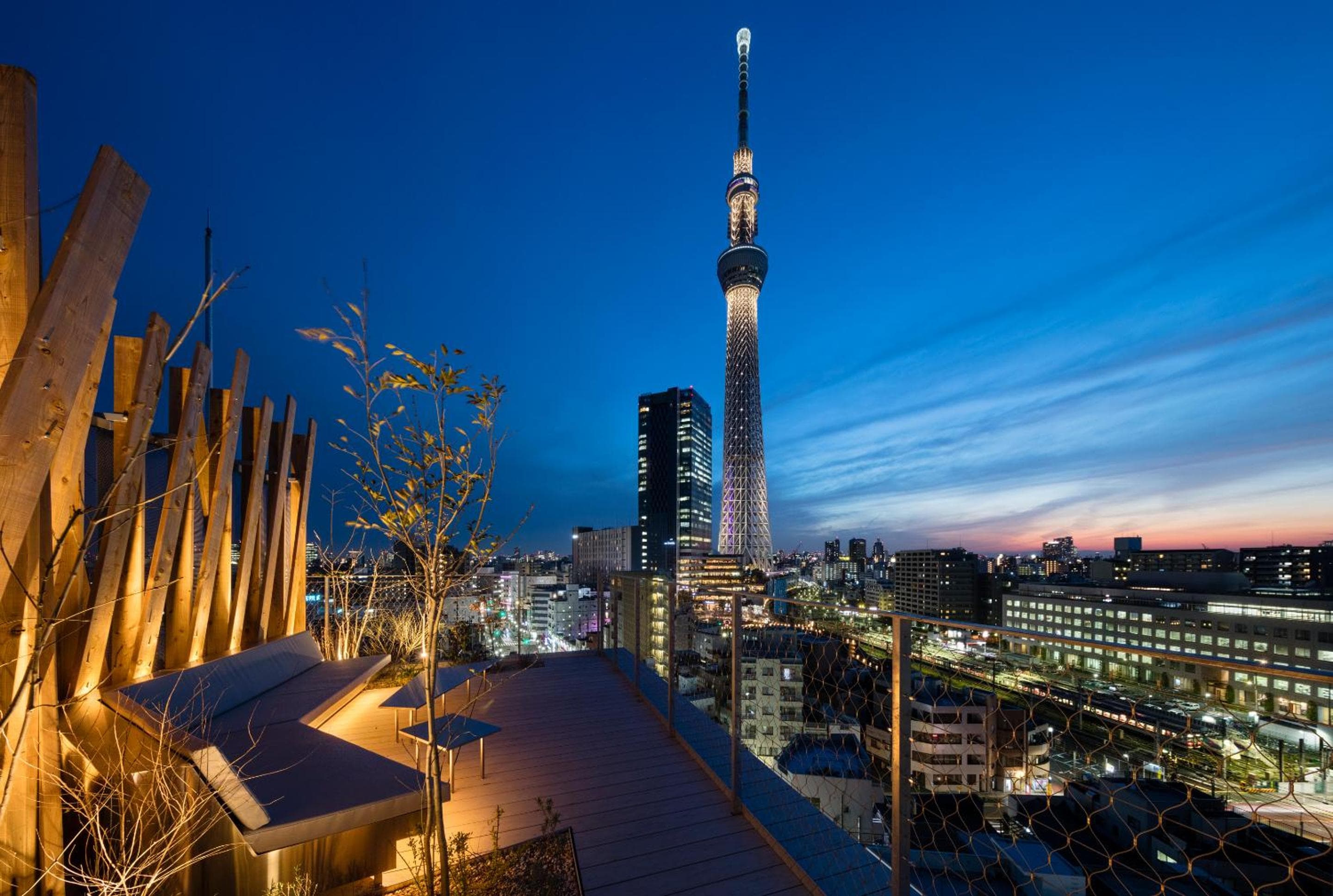 ONE@Tokyo by insomnia