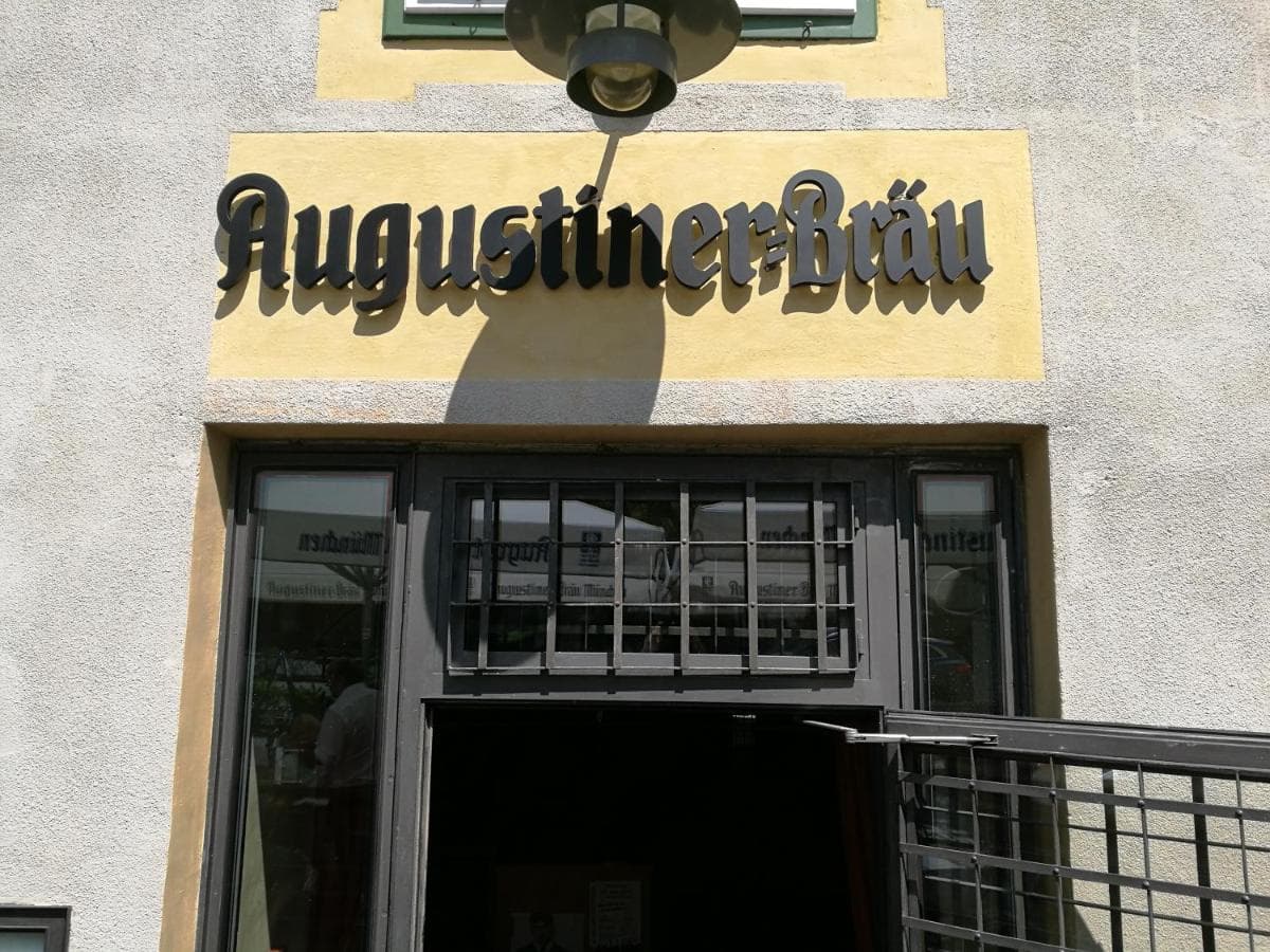 restaurant