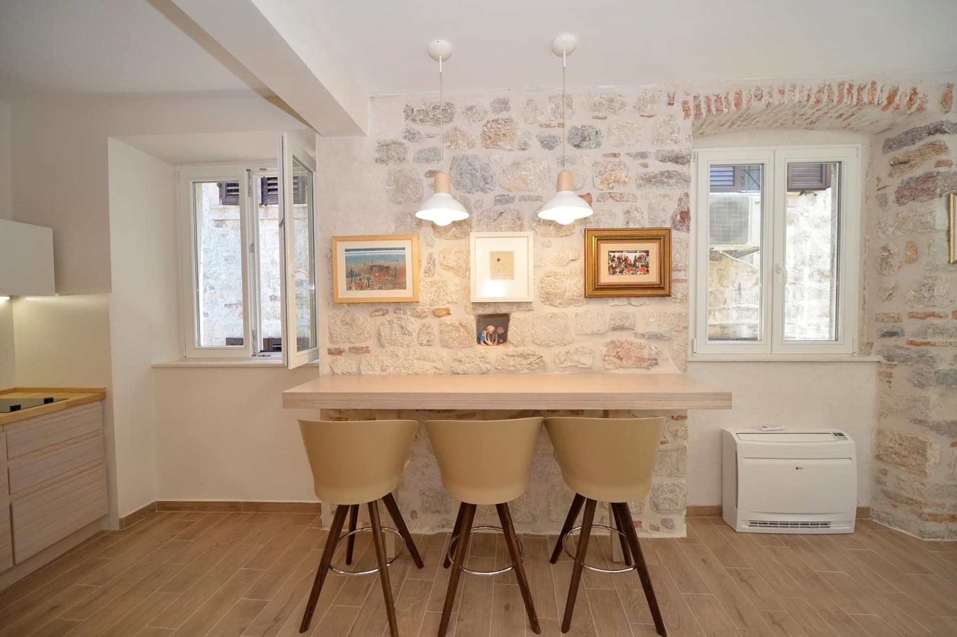 Apartmani Art Karampana