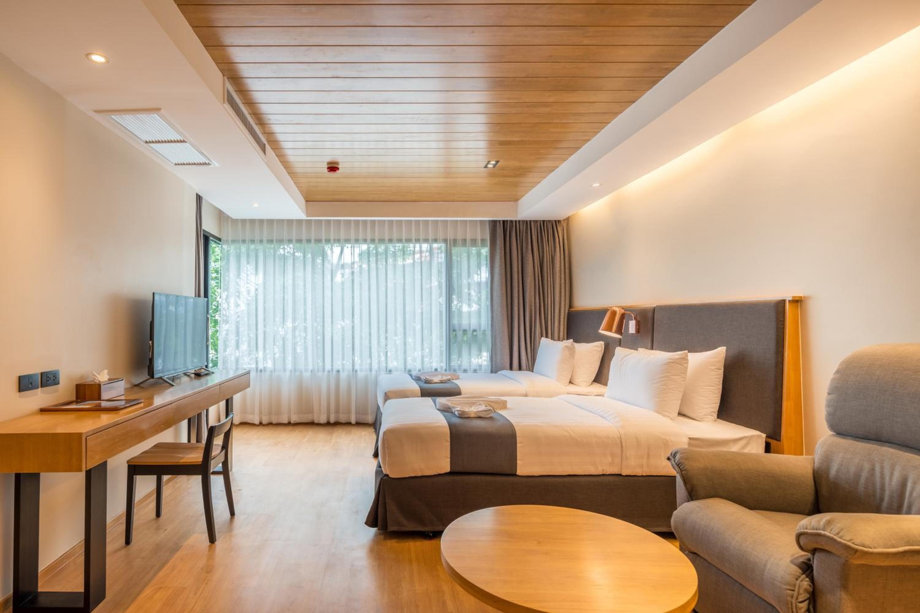 Asana Hotel & Residence