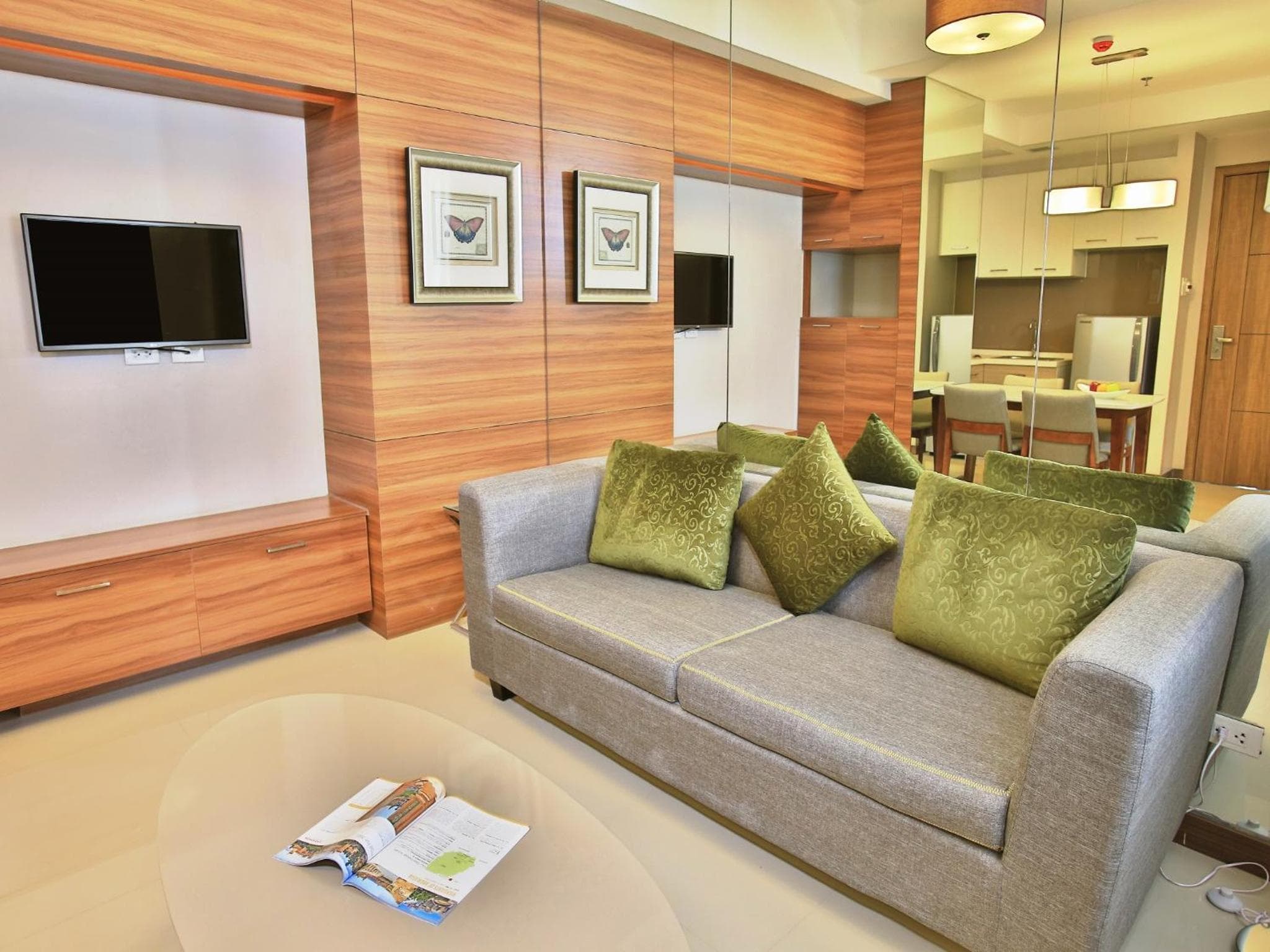 Valero Grand Suites by Swiss-Belhotel