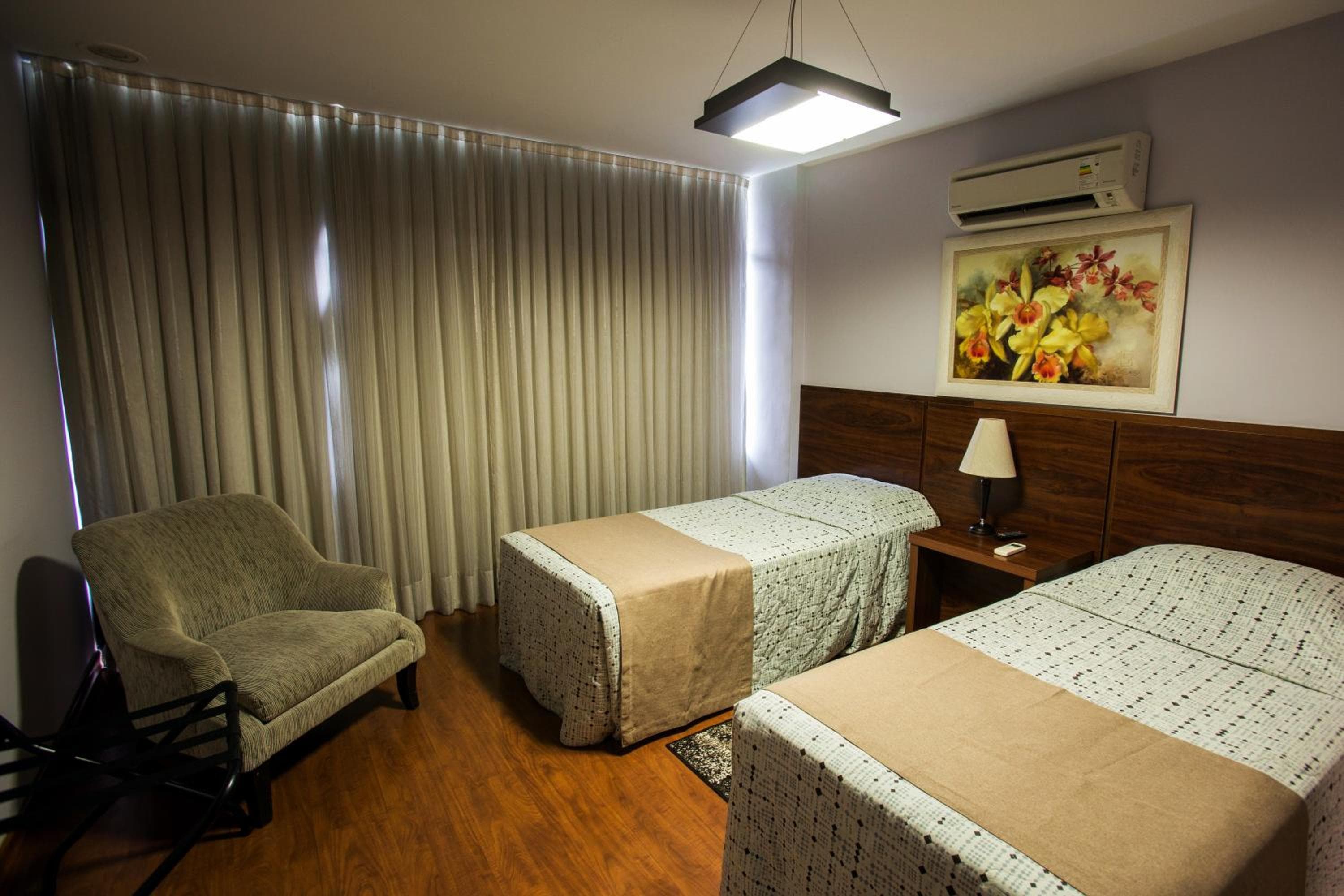 Gallant Hotel