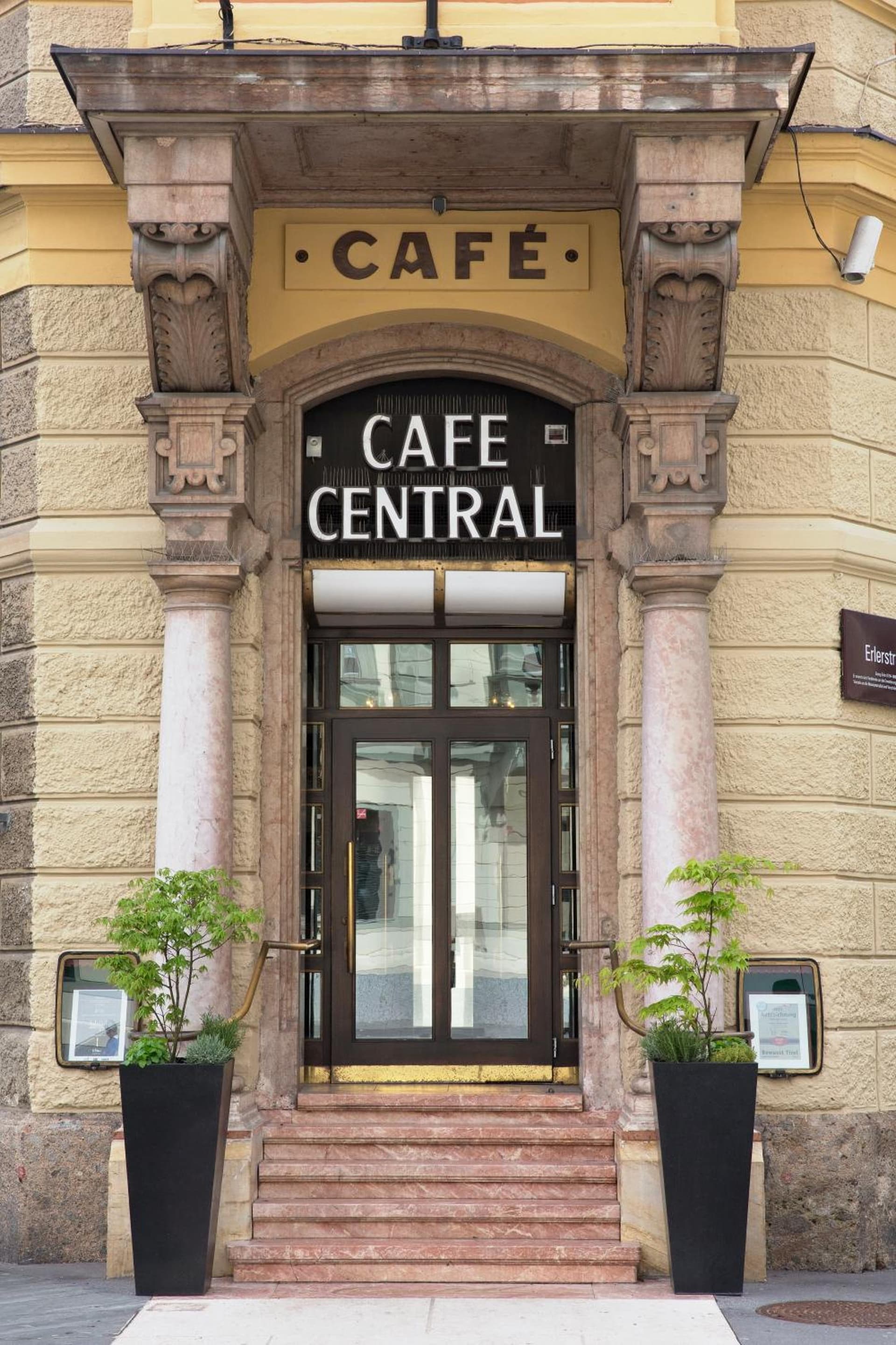 Hotel Central