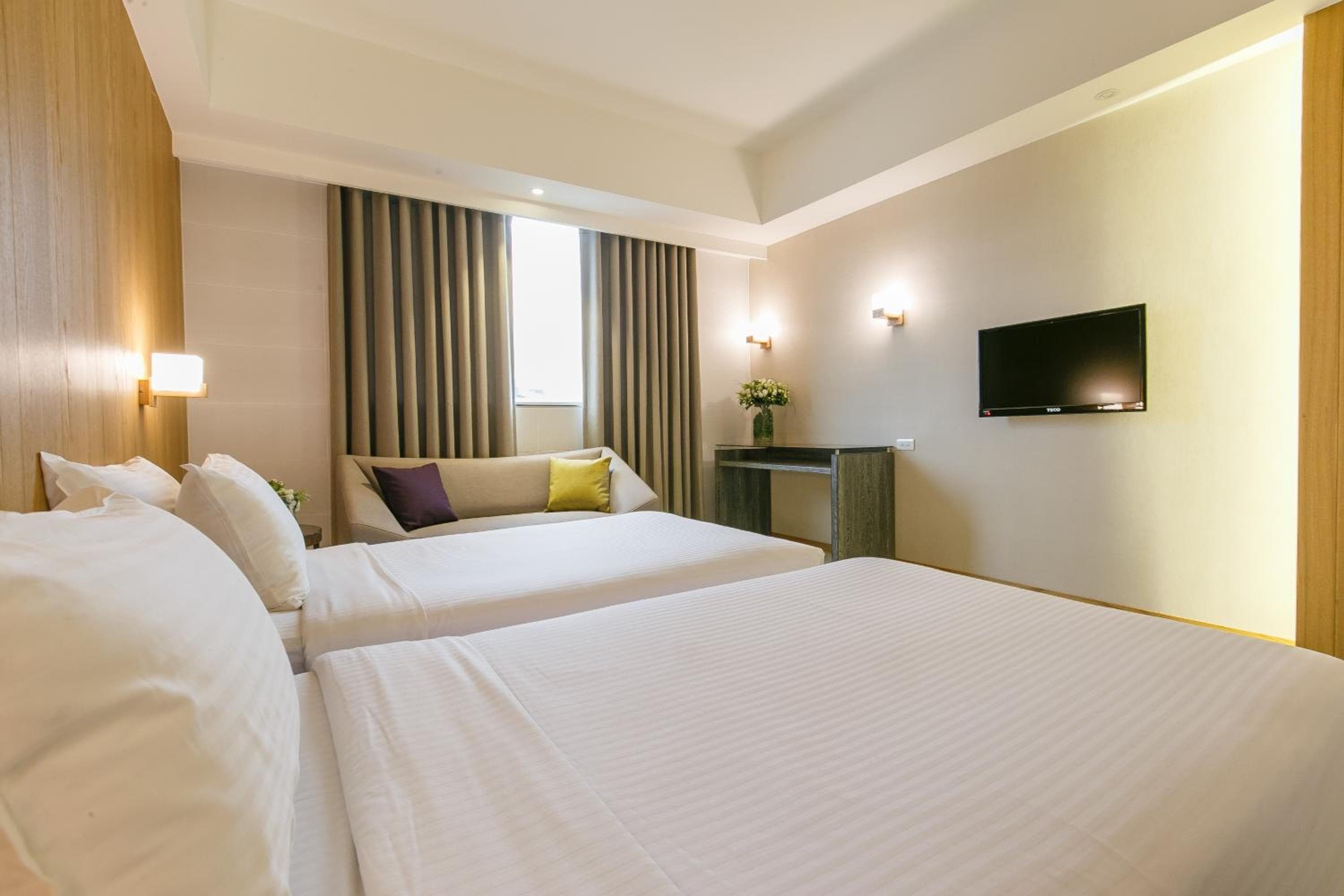 Highness Hotel