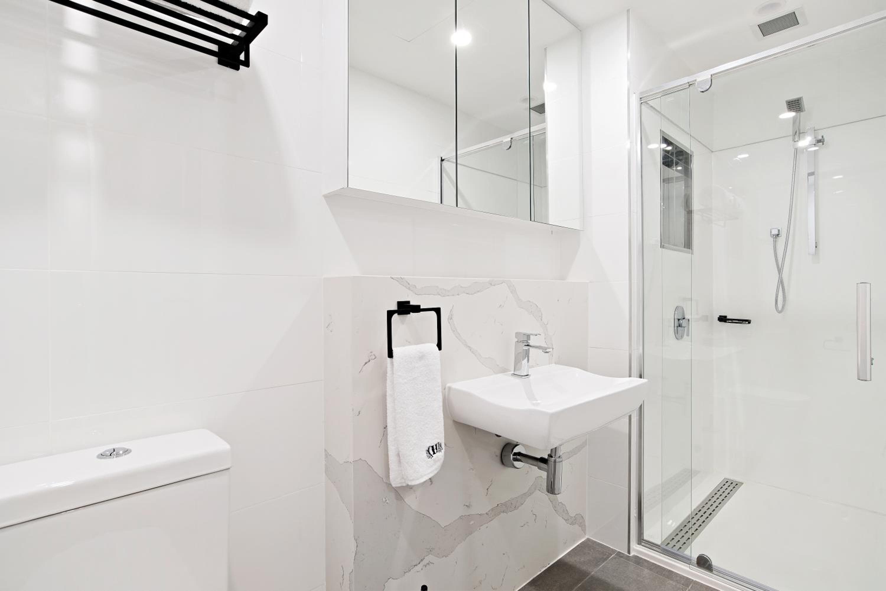 The Hamptons Apartments - Port Melbourne
