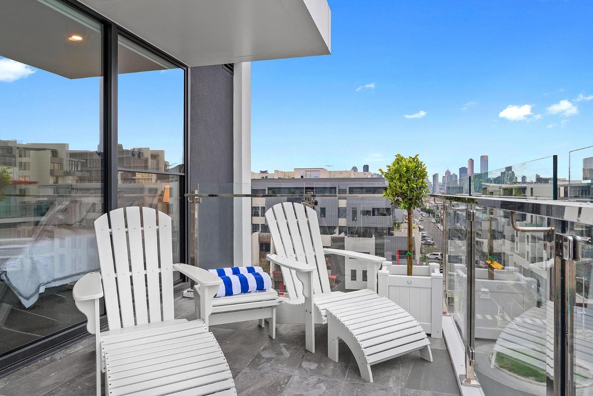 The Hamptons Apartments - Port Melbourne