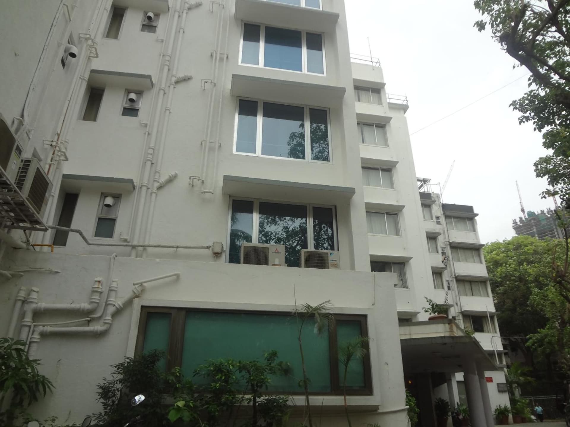 Hiltop Hotel