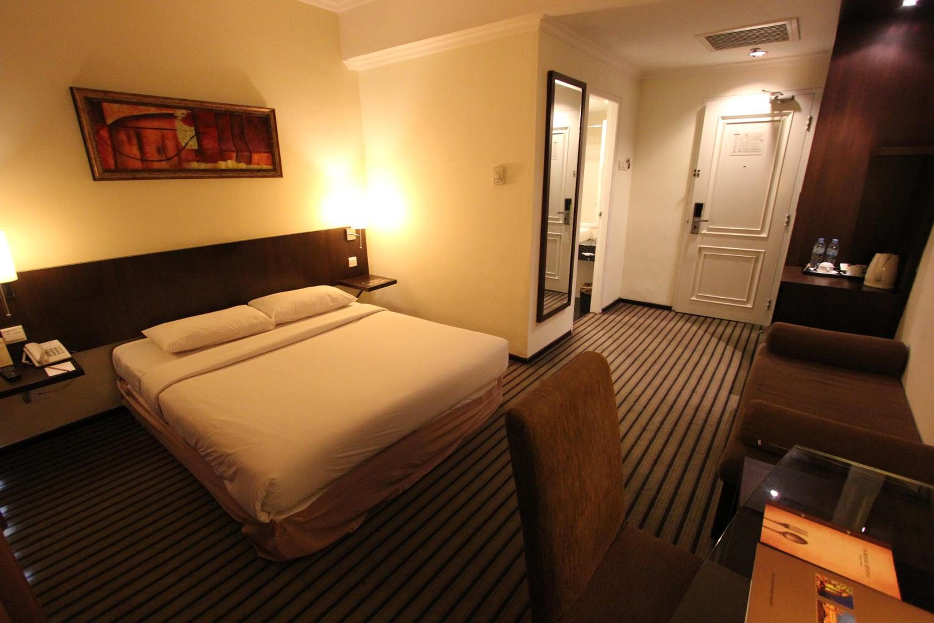 Harmoni One Convention Hotel and Service Apartments