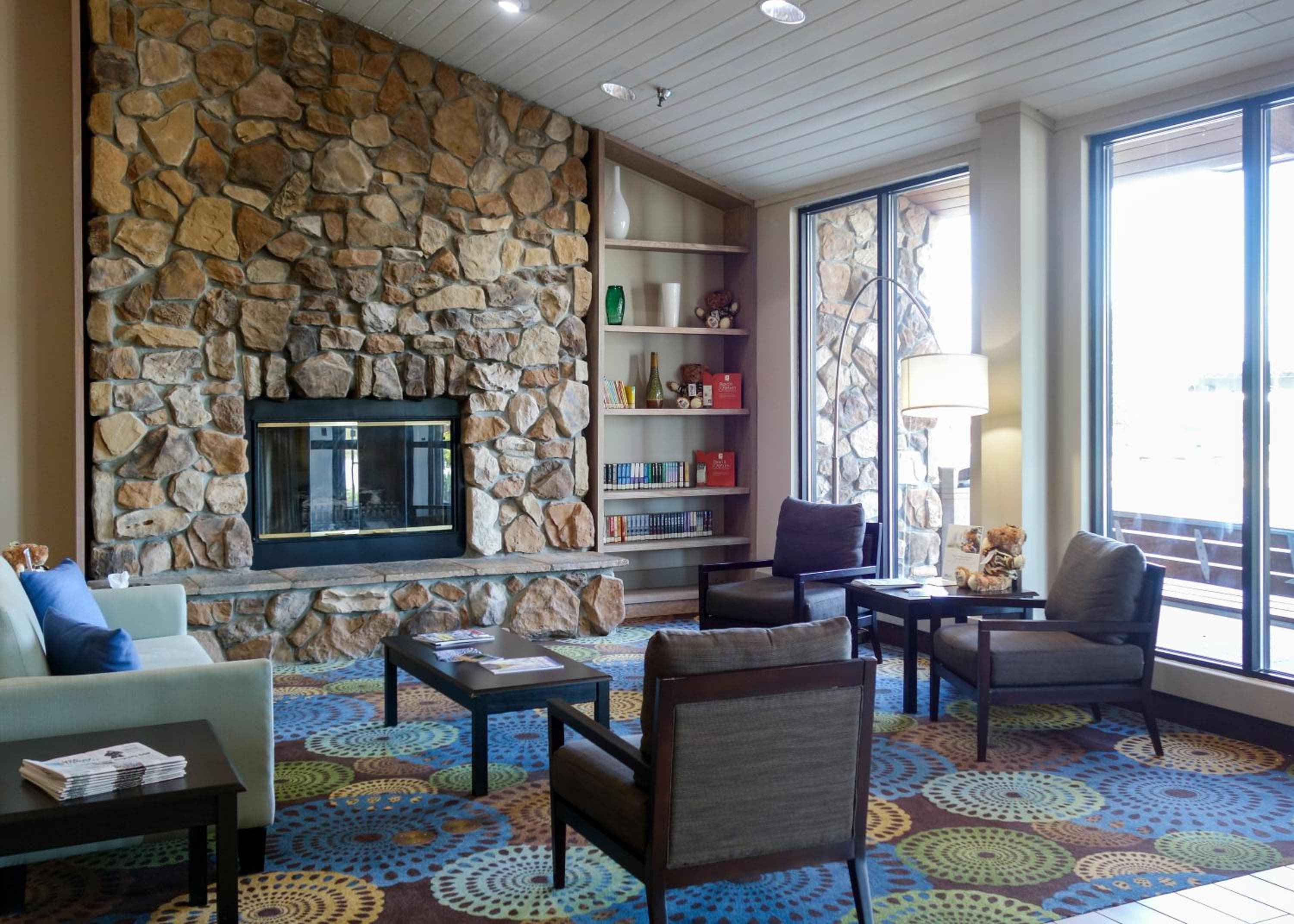 Country Inn & Suites by Radisson, Mishawaka, IN