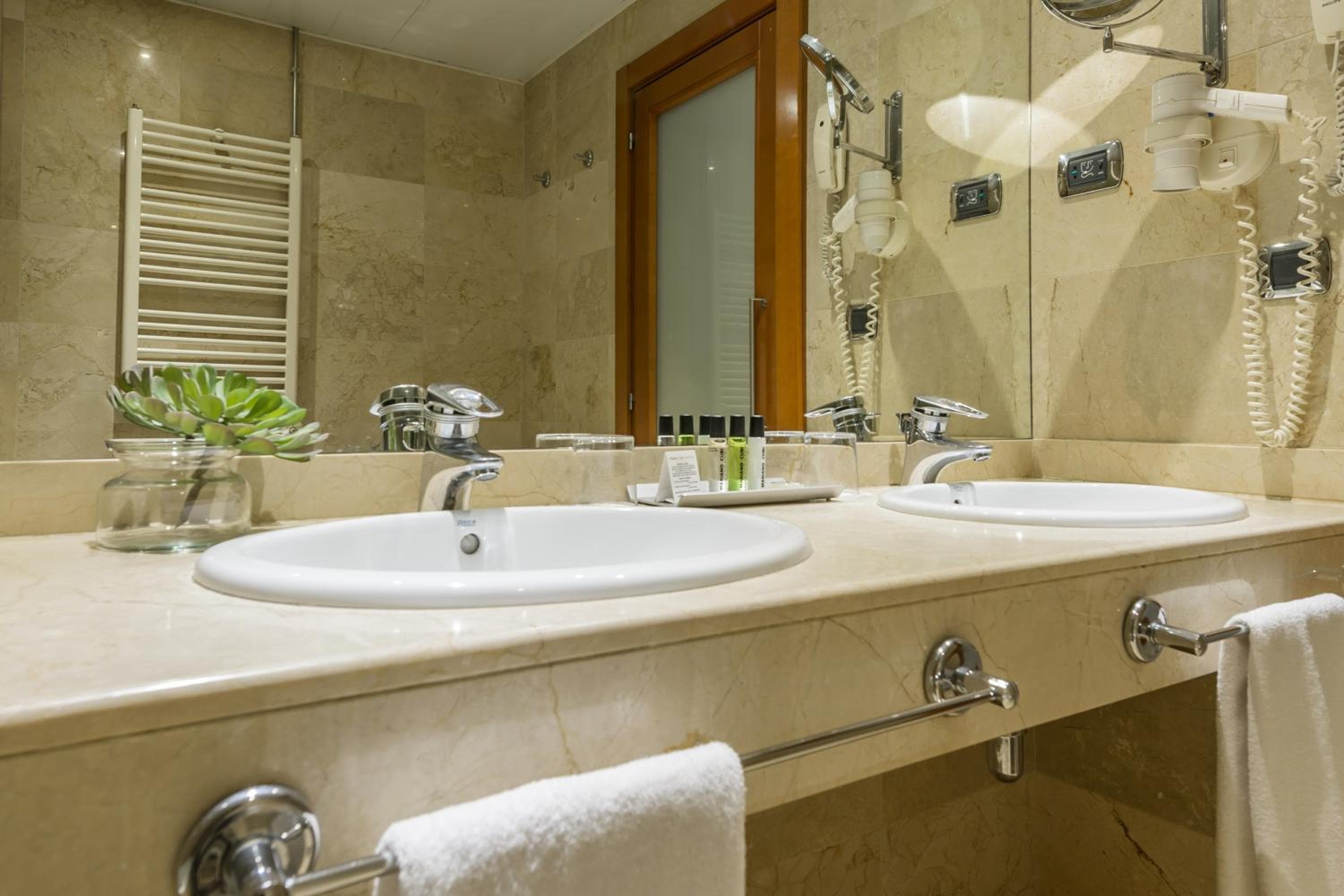Aparthotel Mariano Cubi Barcelona