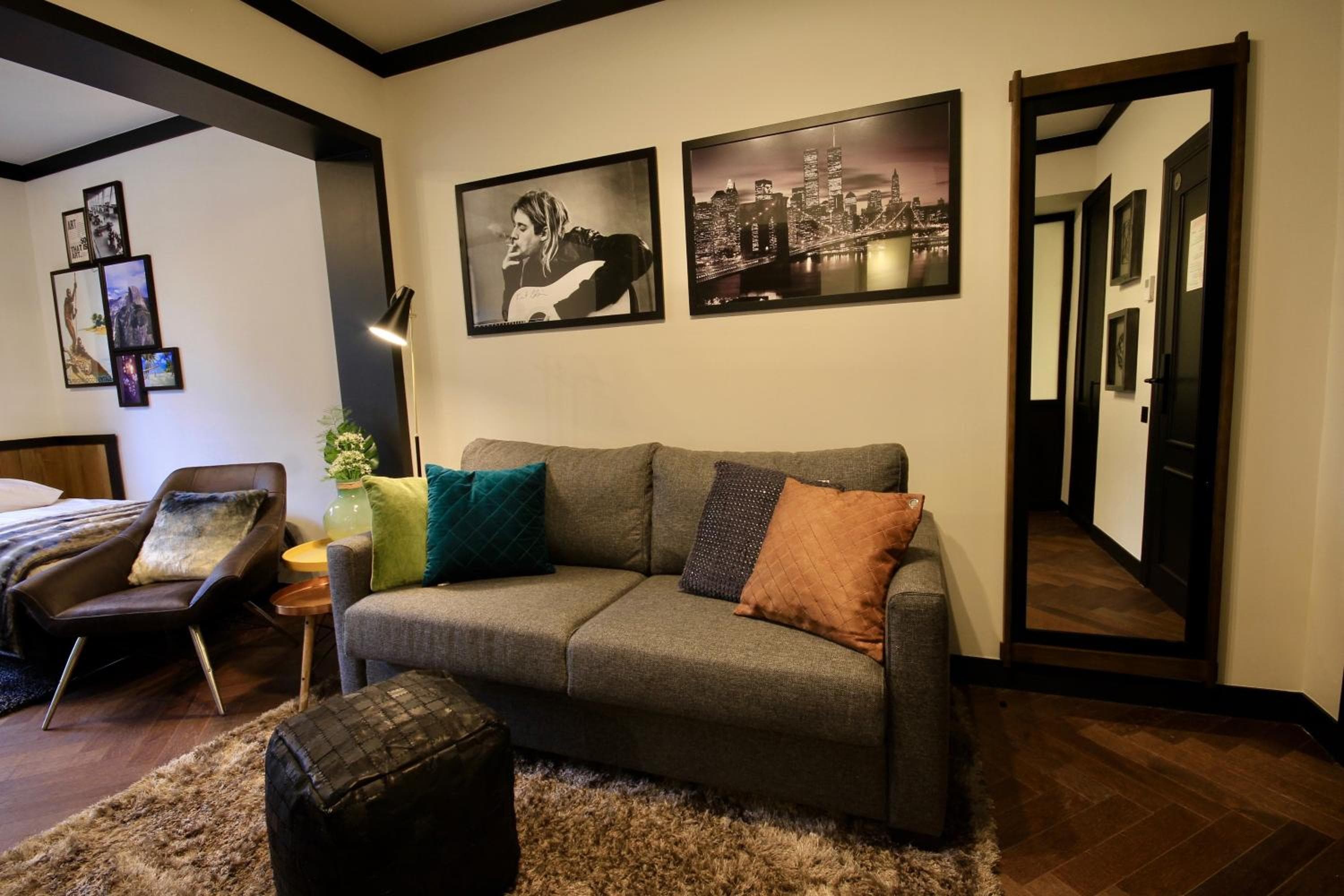 hotel room