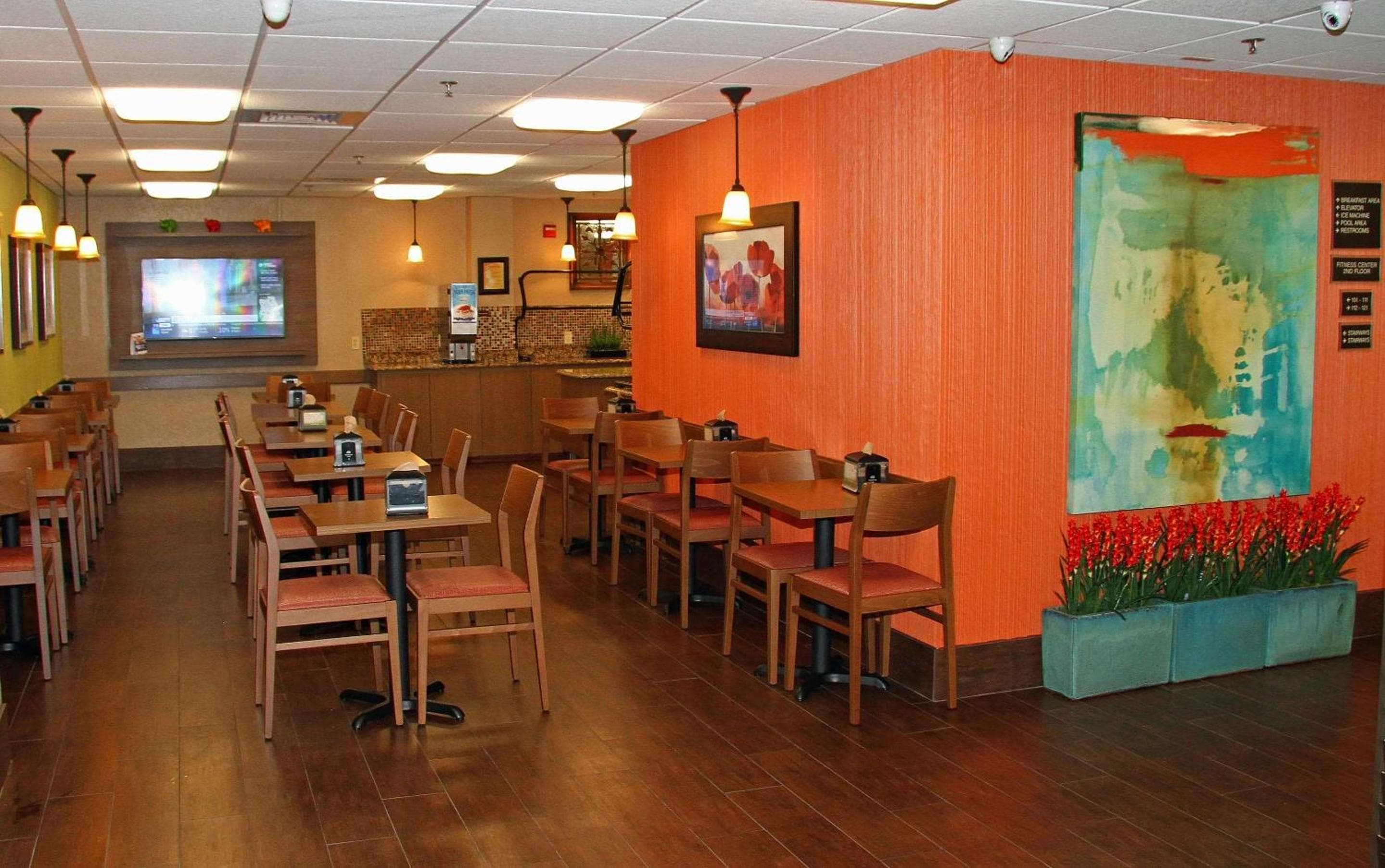 Best Western Plus Universal Inn - Free Shuttle to Universal Studios!