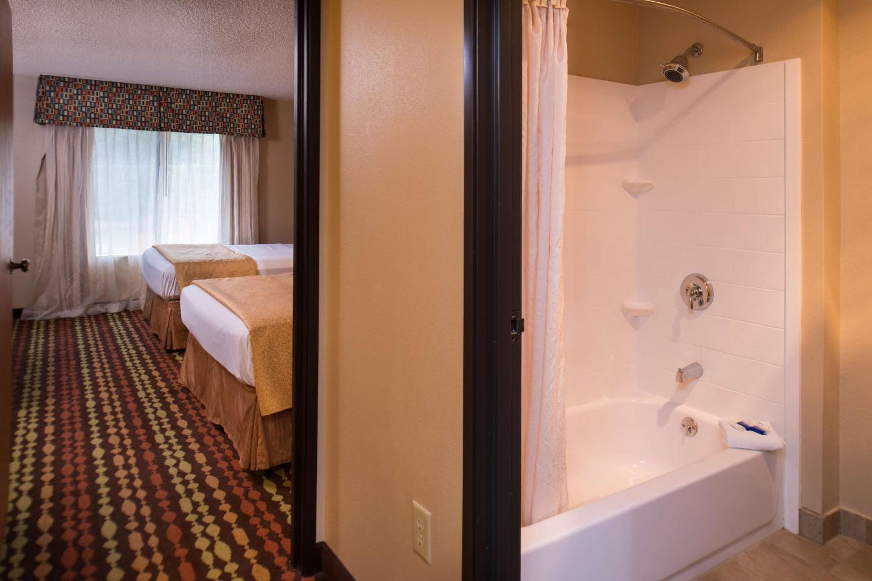 Best Western Ambassador Inn & Suites