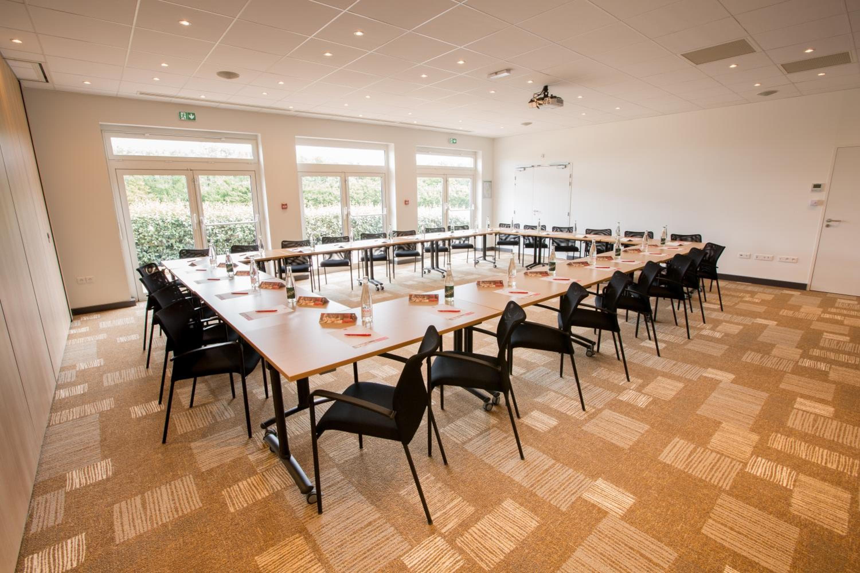 ibis Cherbourg La Glacerie