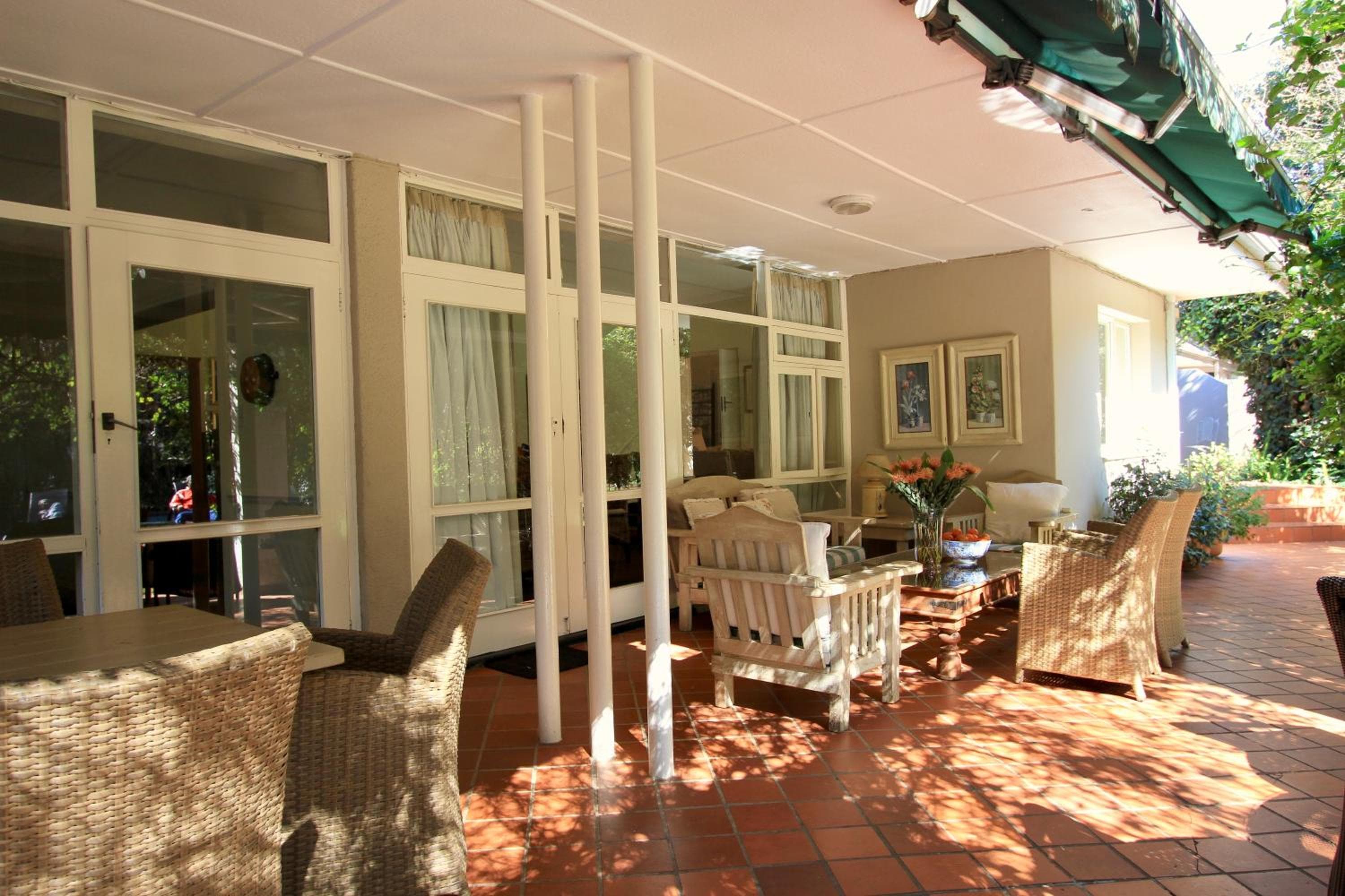 Melrose Place Boutique Hotel