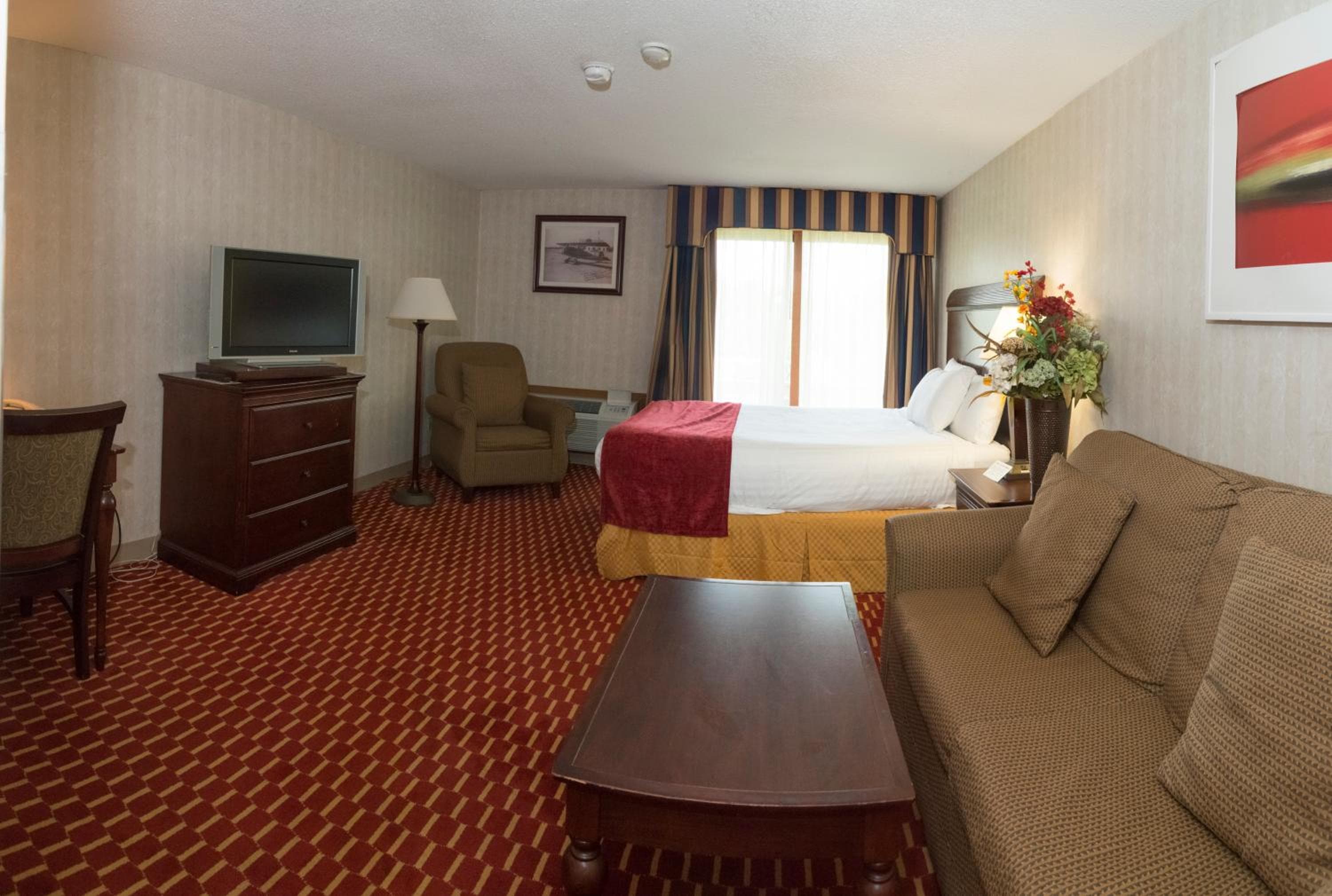 Hampton Falls Inn