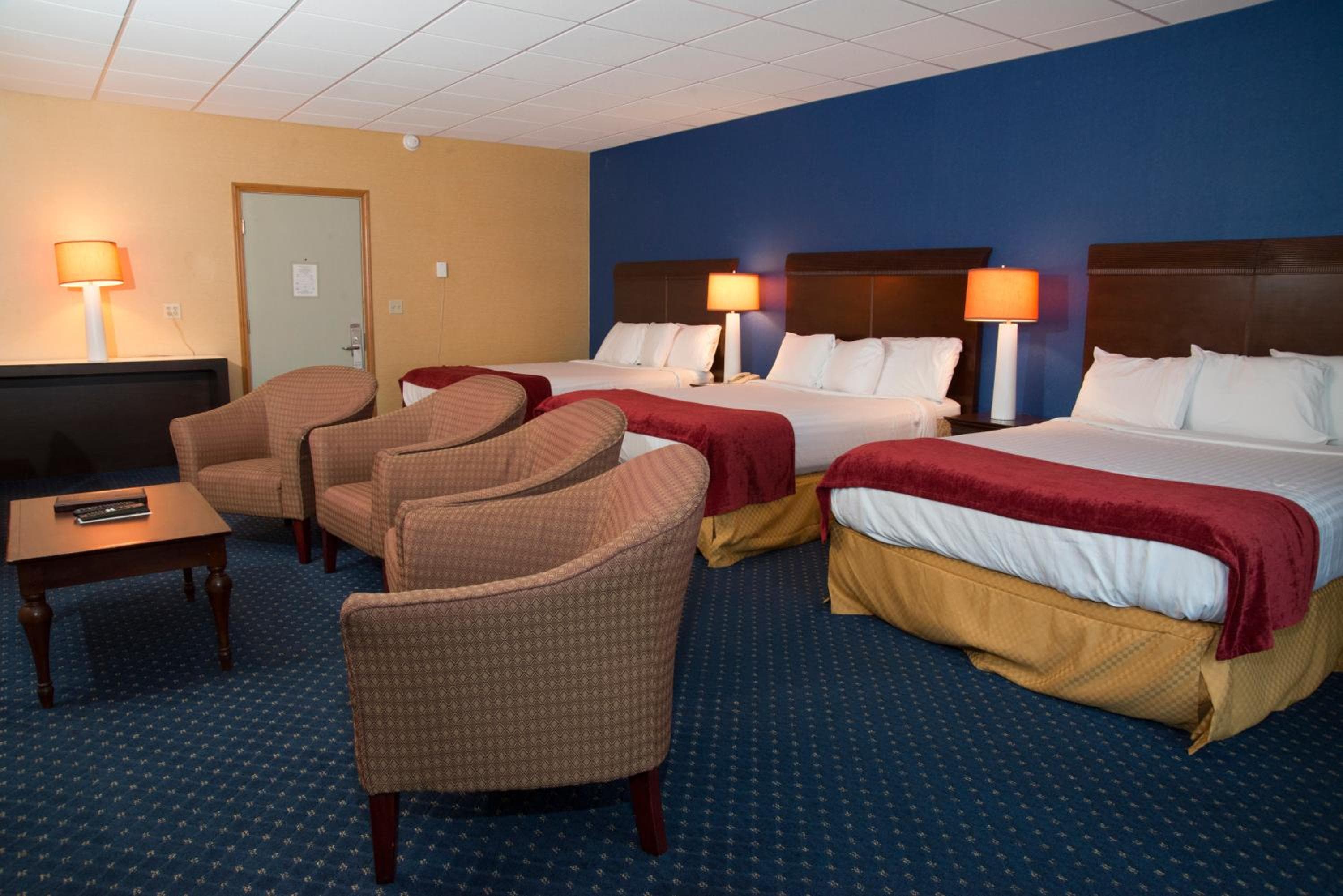 Hampton Falls Inn