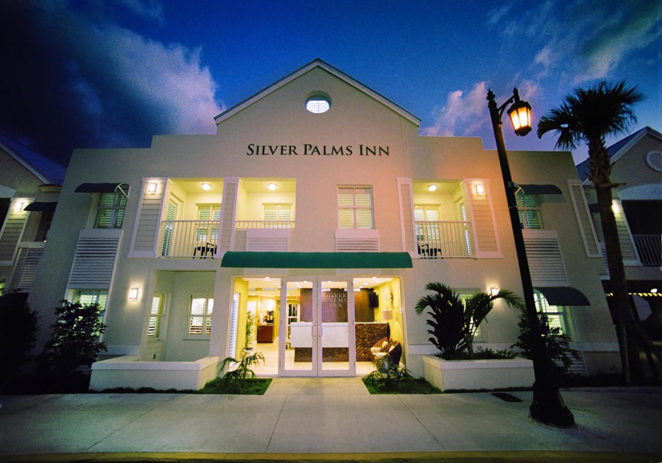 Silver Palms Inn & Historic Homes