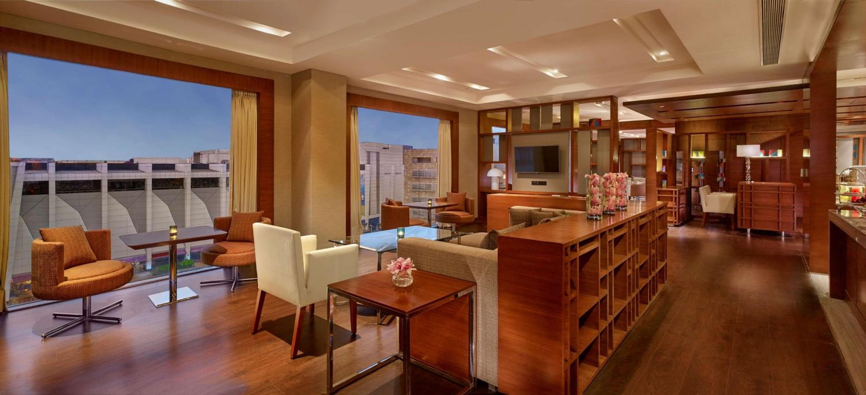 Hyatt Regency Chandigarh, Elante Mall