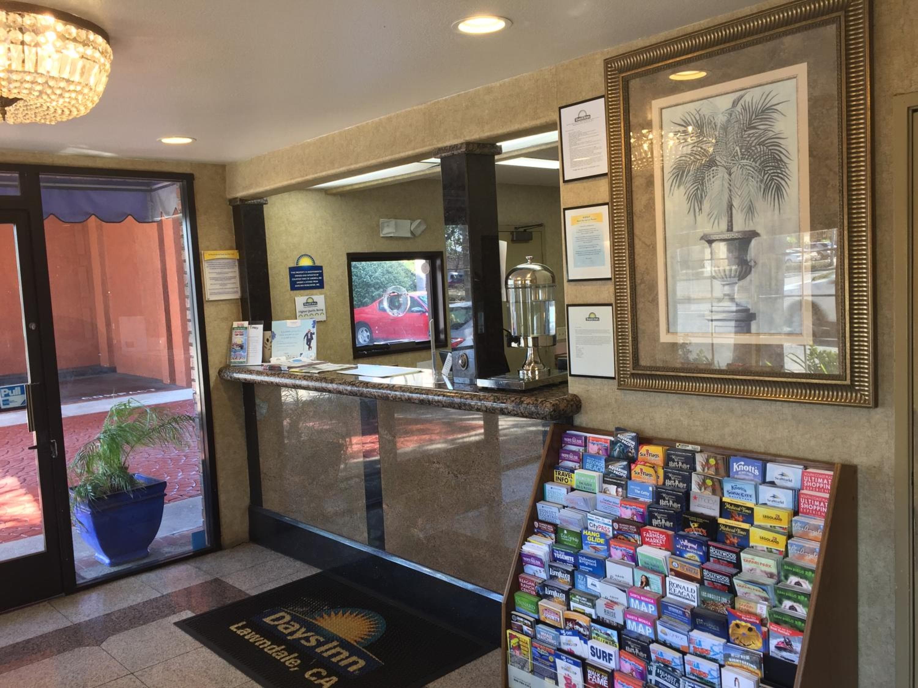 Days Inn by Wyndham Los Angeles LAX South Bay Beach City LA