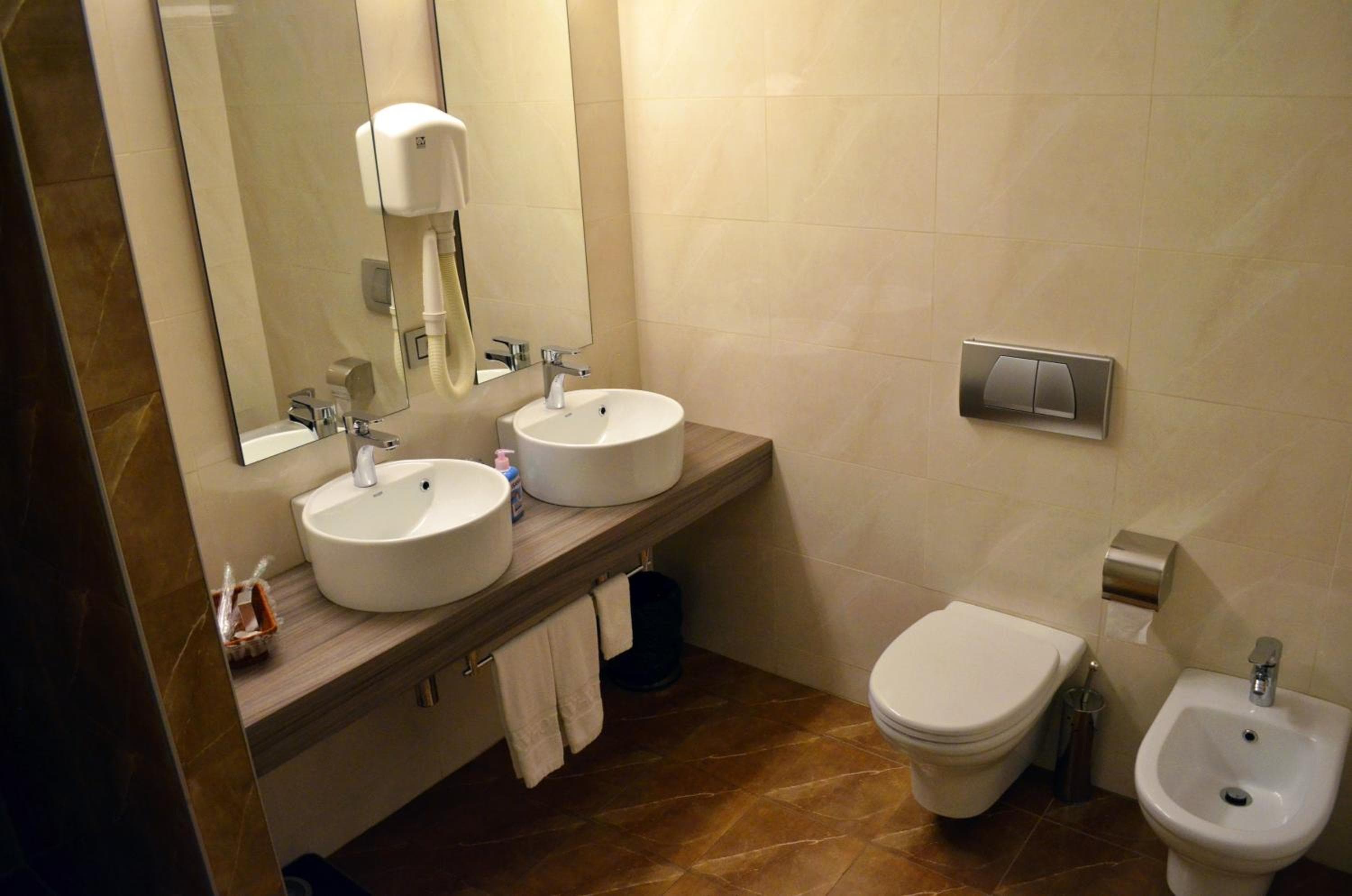 Sky Hotel Tirana