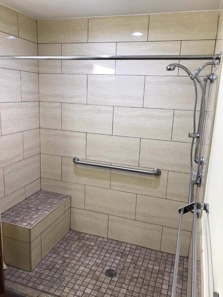 Simply Home Inn & Suites - Riverside