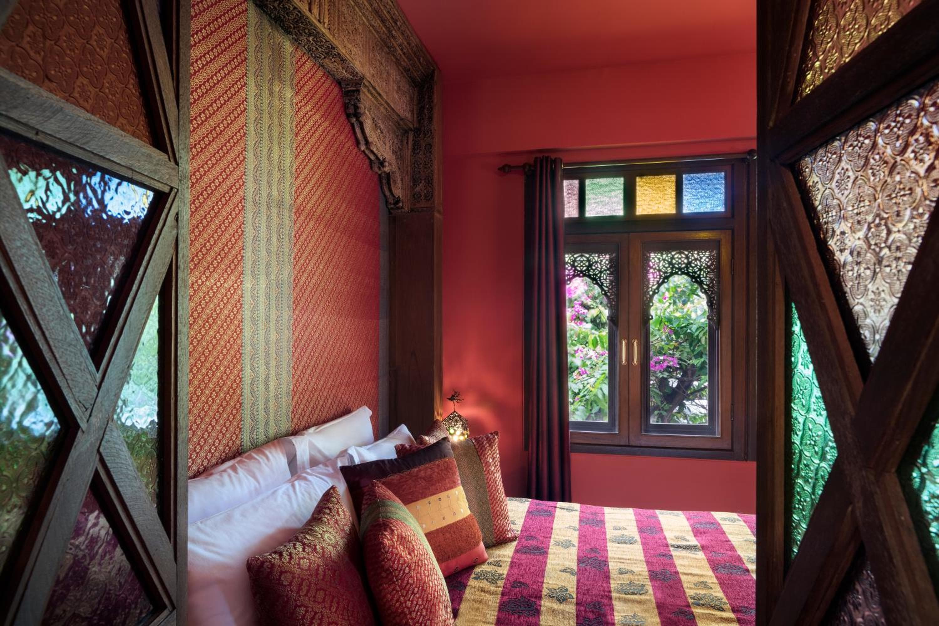 Chakrabongse Villas