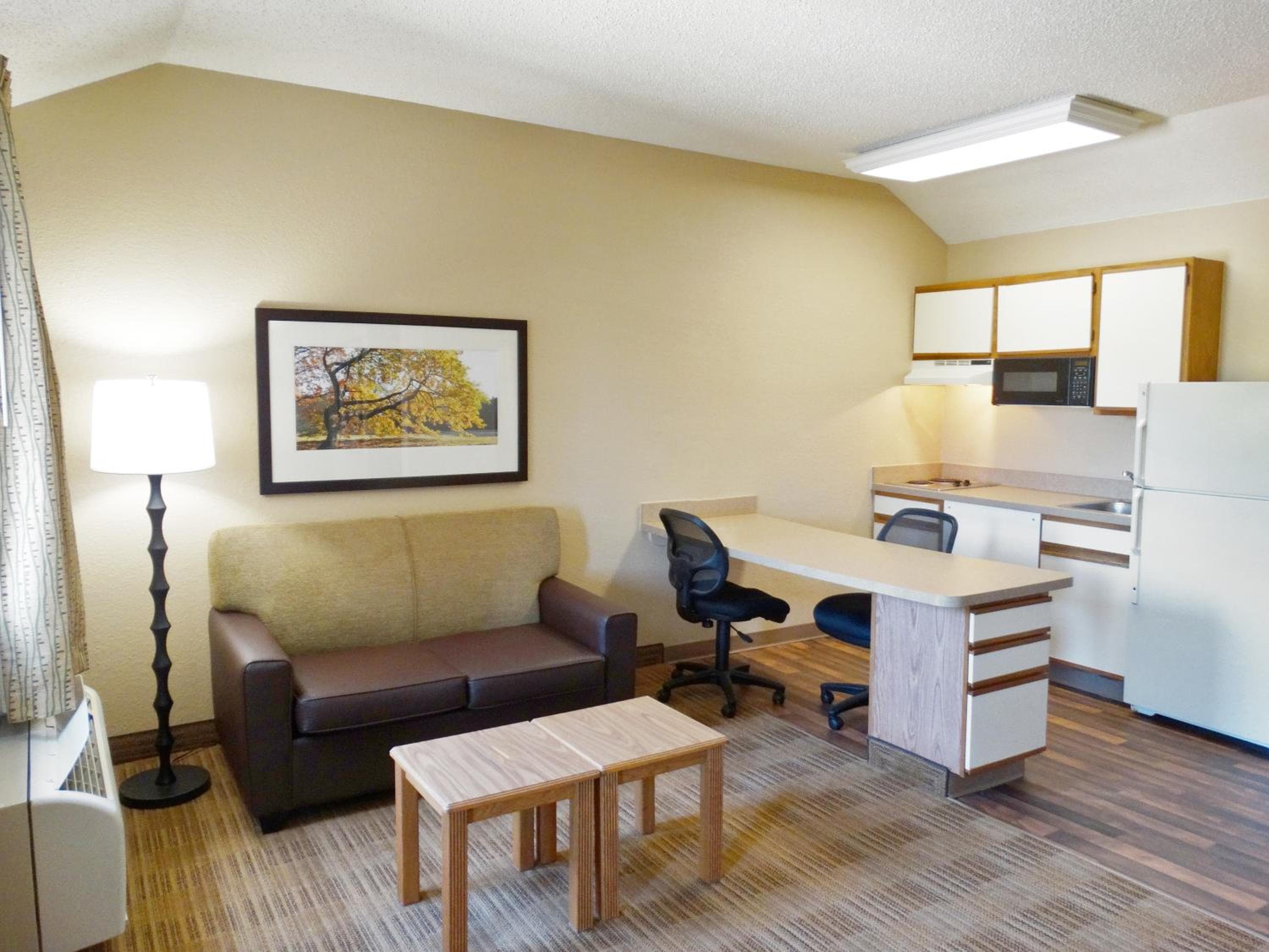 Studio 6 Corporate Extended Stay Philadelphia Malvern Swedesford Rd PA