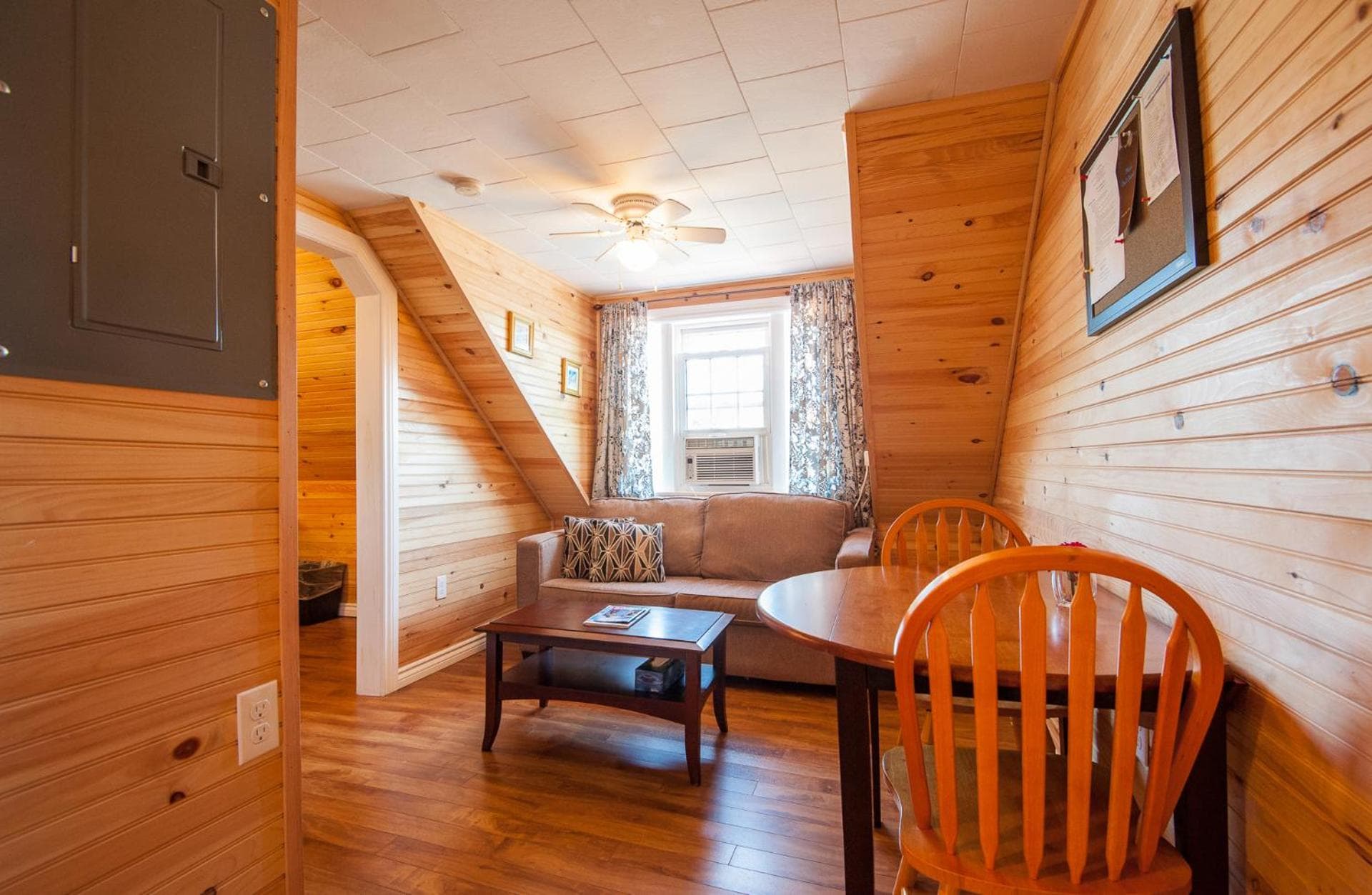 Cavendish Lodge & Cottages