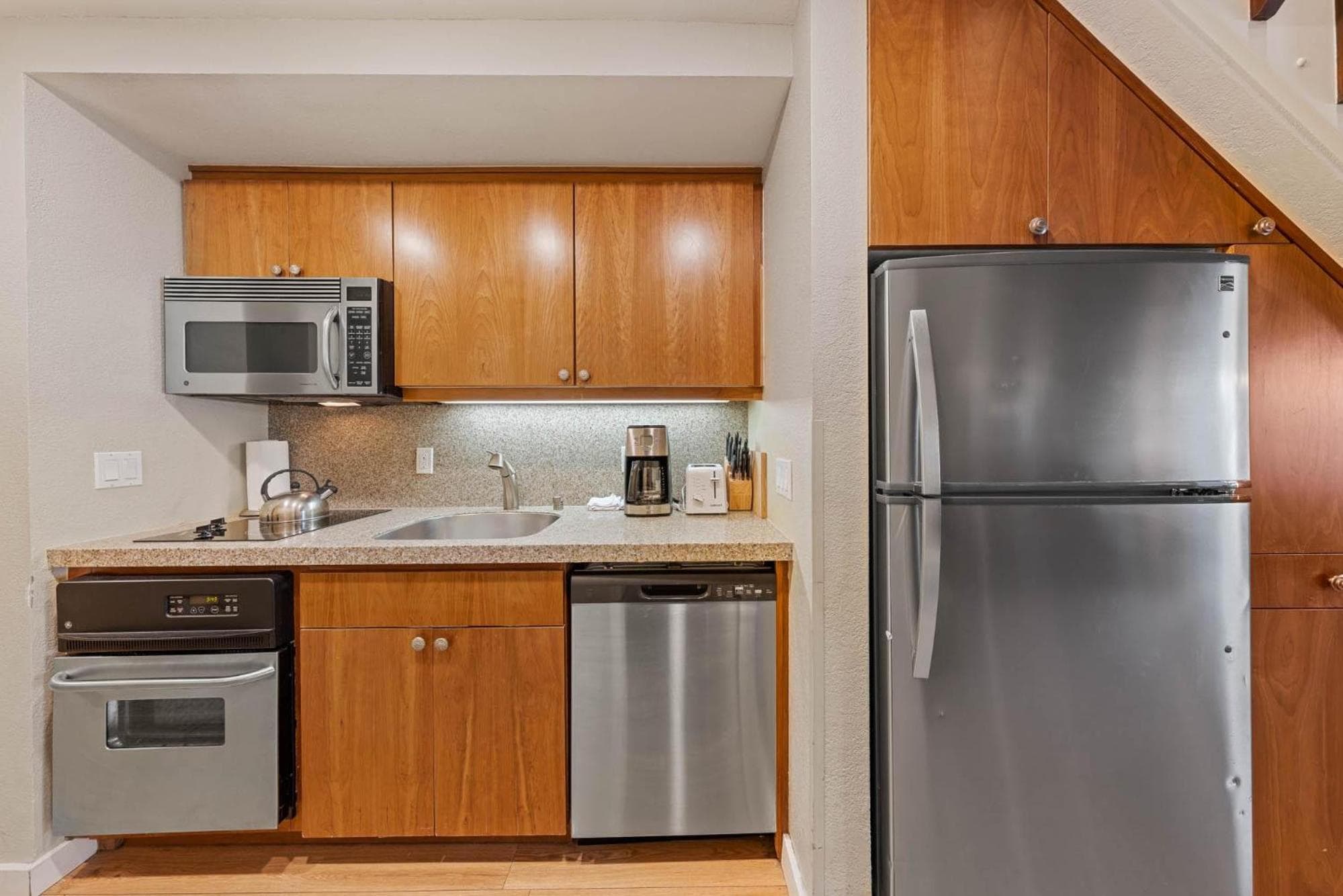 Palisades Tahoe Lodge Rentals Premium Studio Loft #313