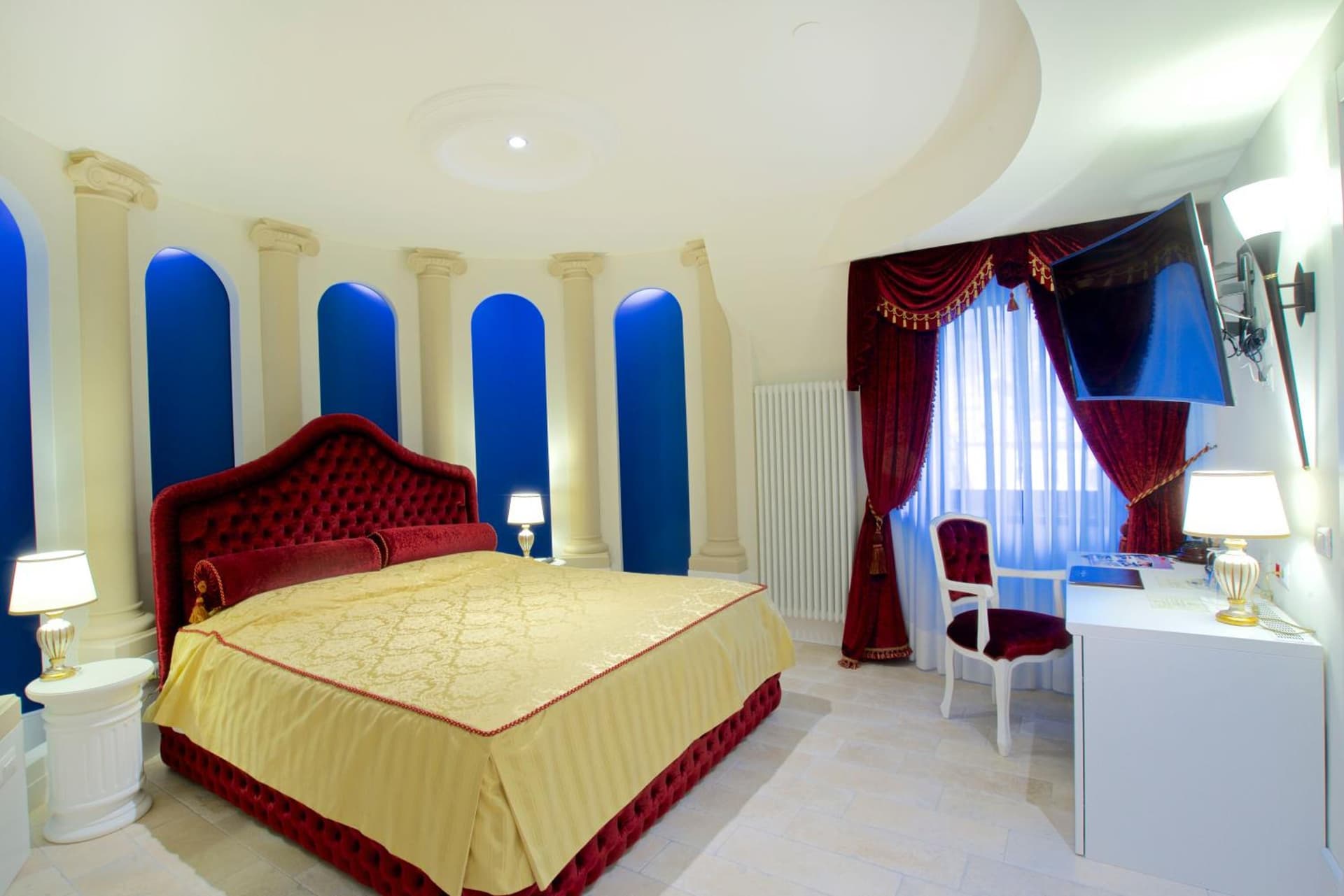hotel room