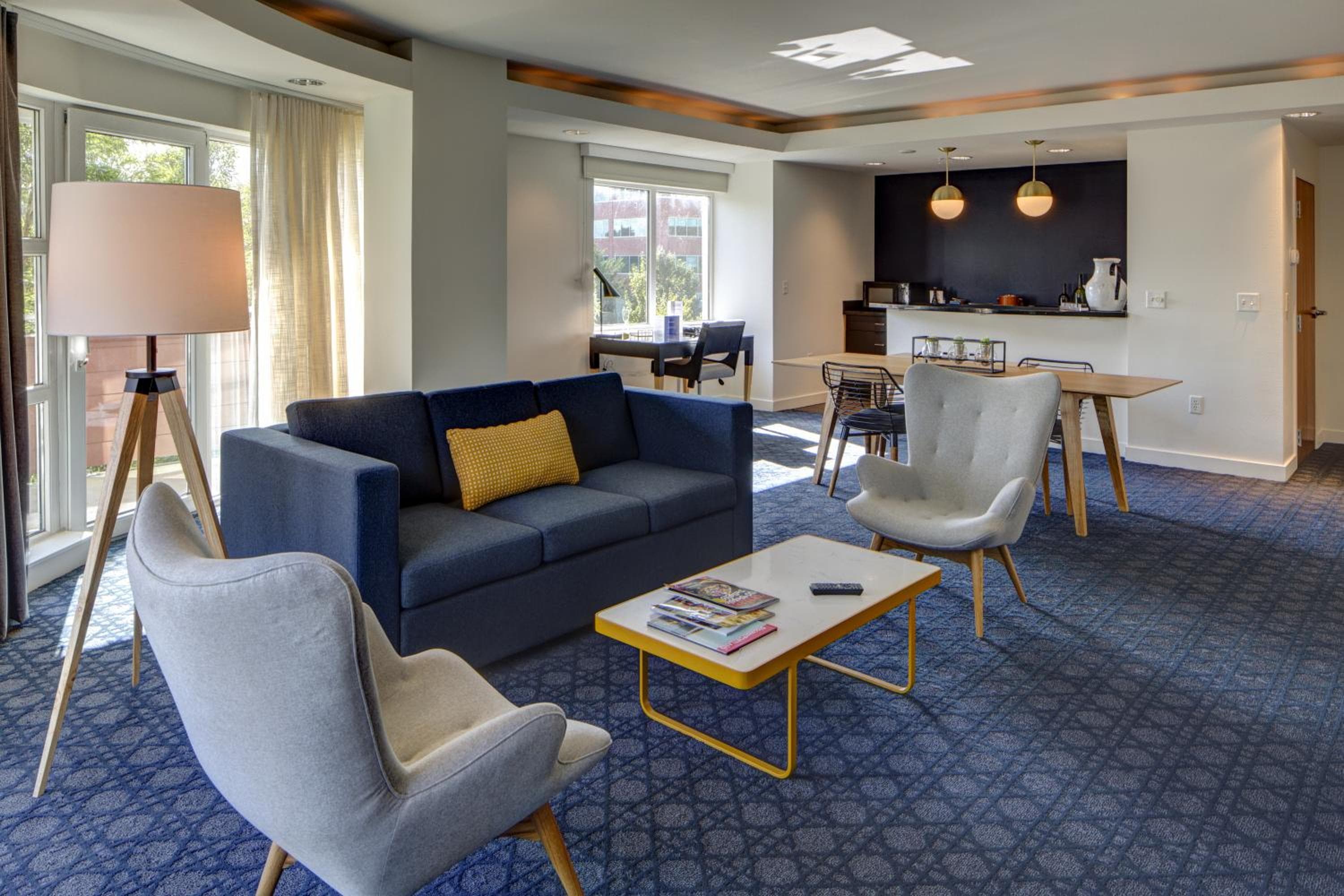 River's Edge Hotel Portland, Tapestry Collection by Hilton