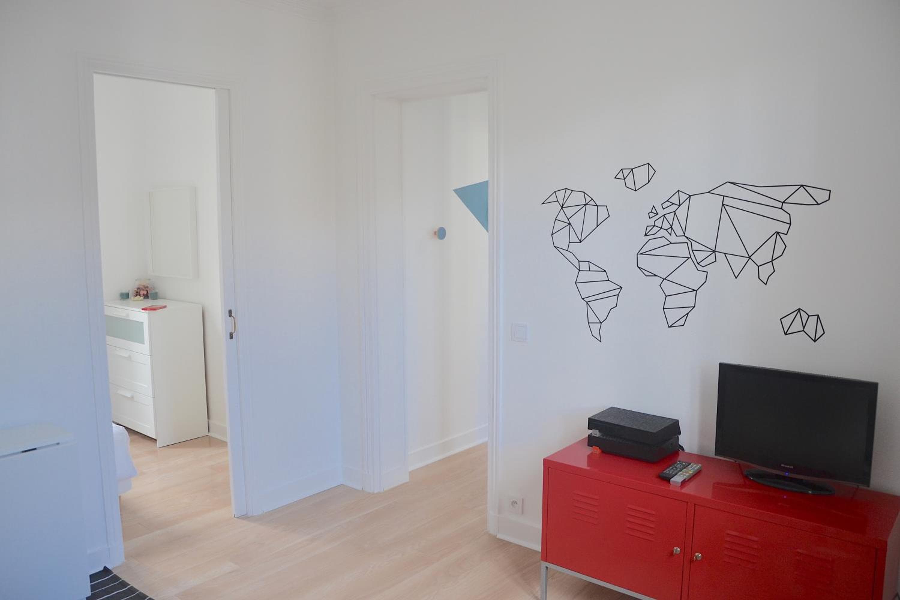 Longchamp Apartment