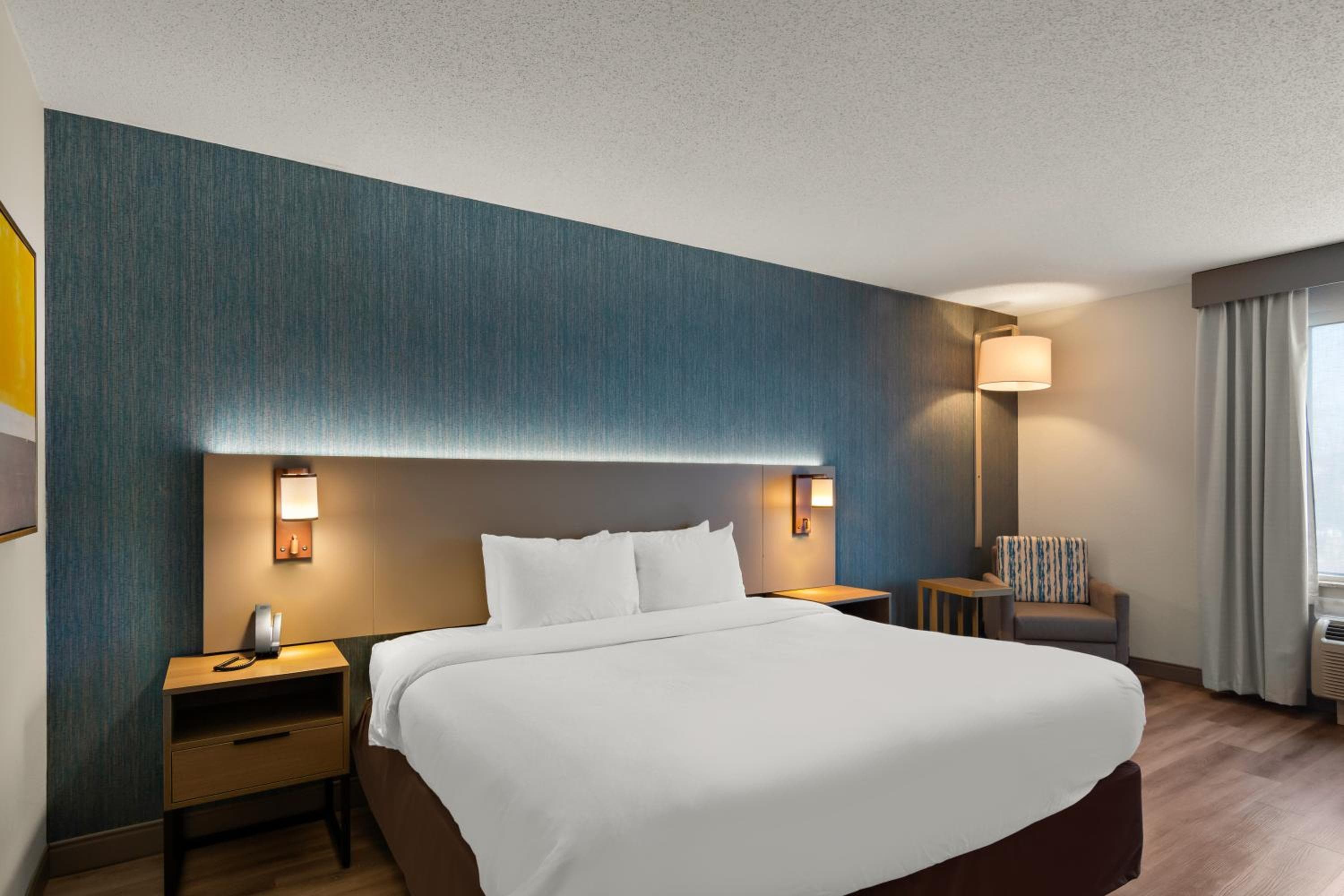 Comfort Inn & Suites Ashland - Richmond North