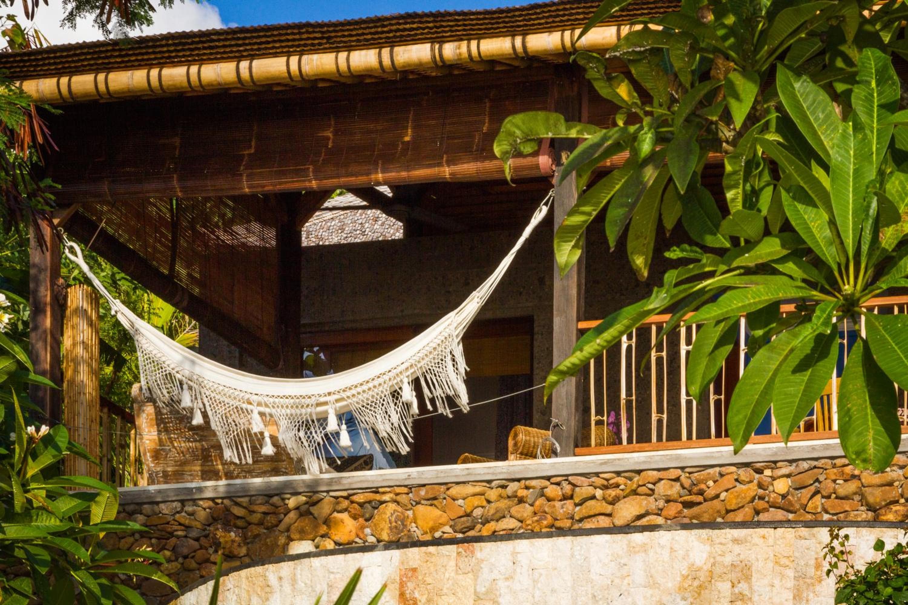 Aquamarine Beach Villas
