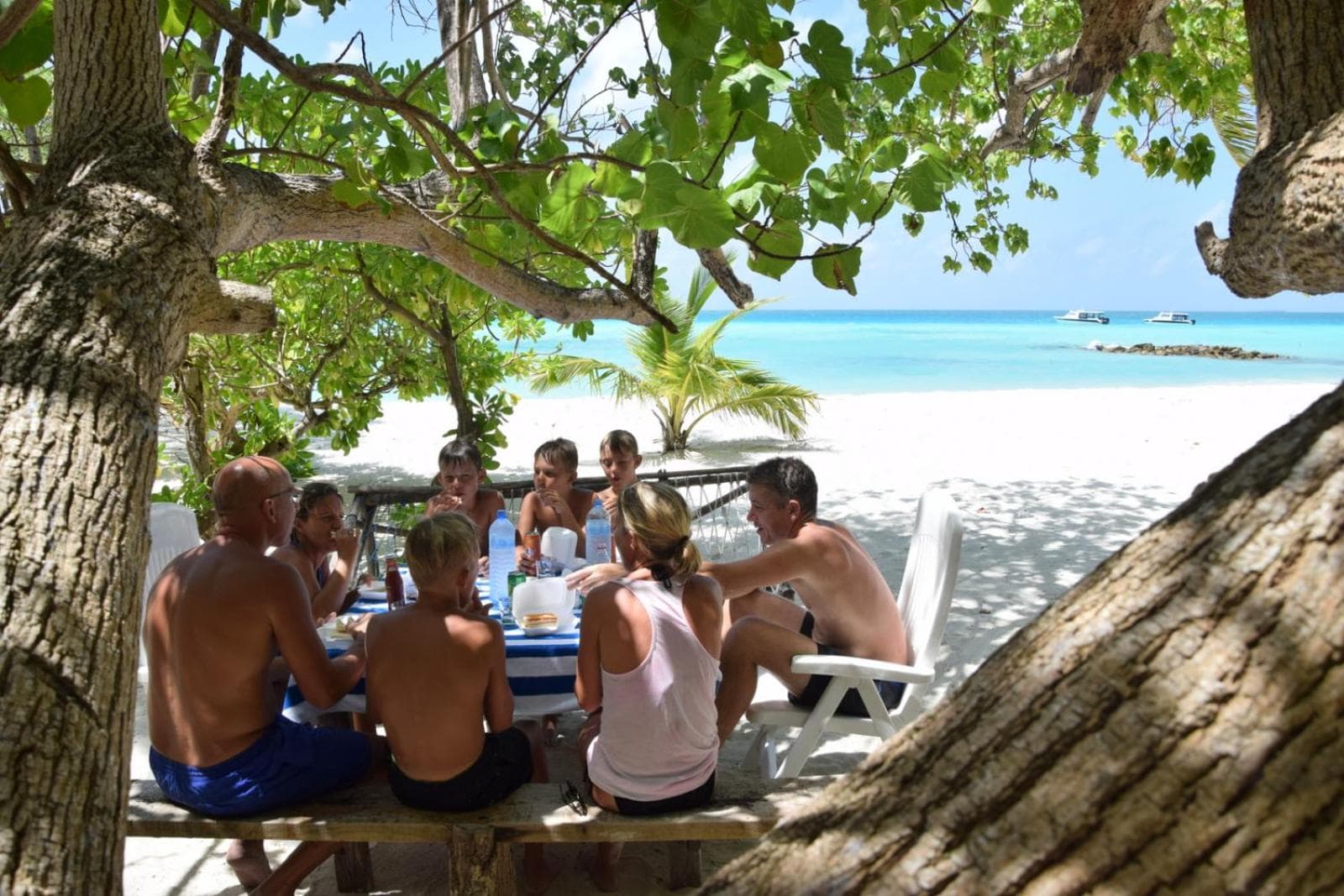 Araamu Hotels Maldives at Dhiffushi