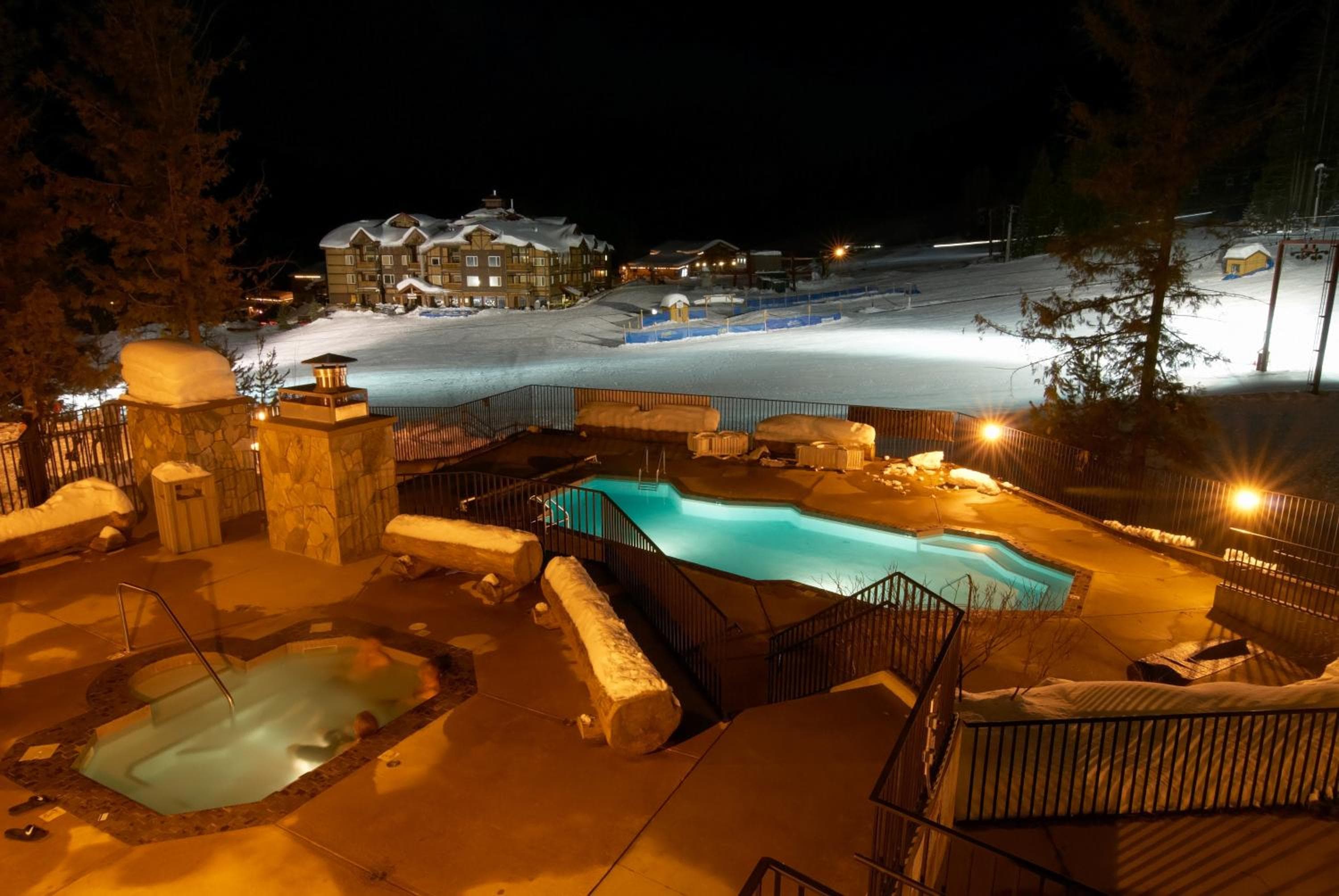 Snow Creek Lodge by Fernie Lodging Co