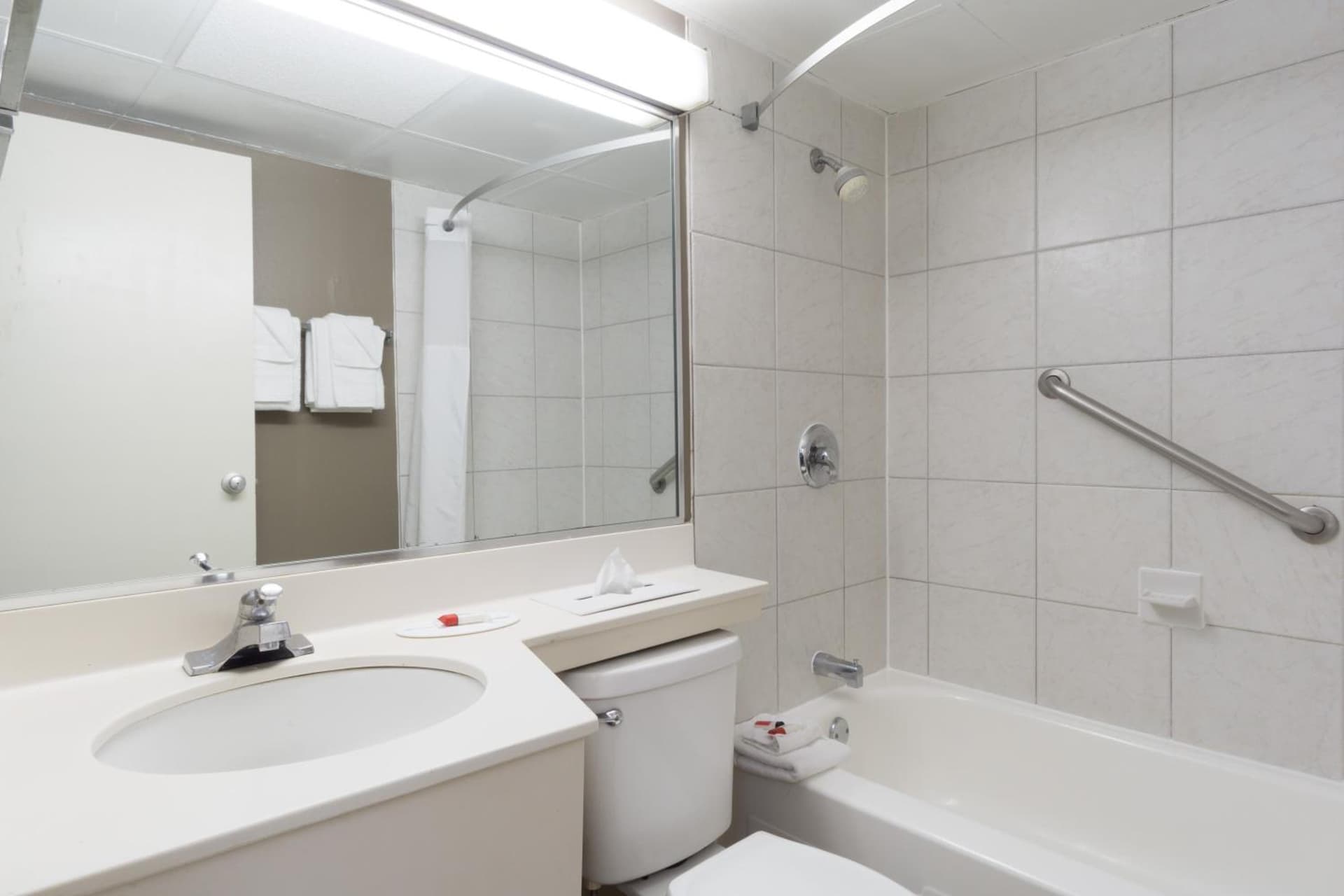 Days Inn by Wyndham Columbus East Airport