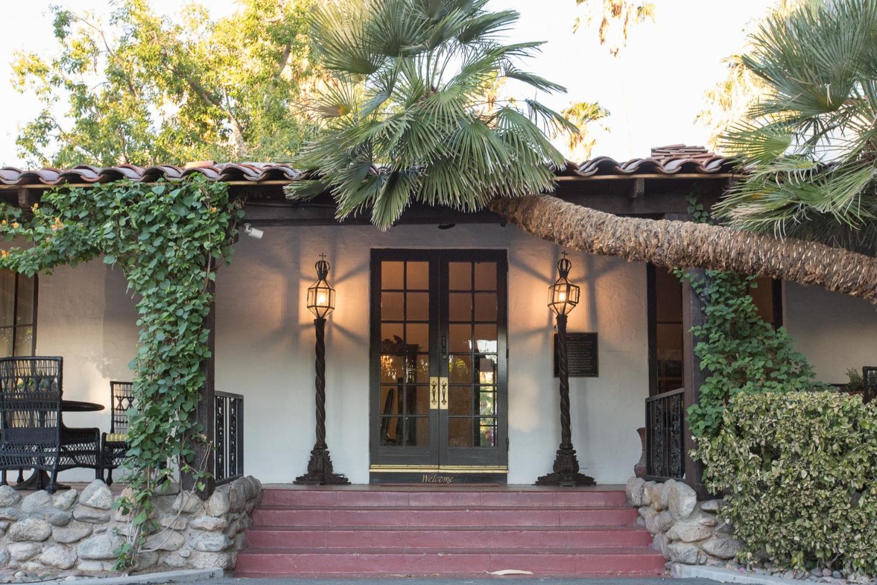 Ingleside Estate Hotel & Bungalows- Adults Only