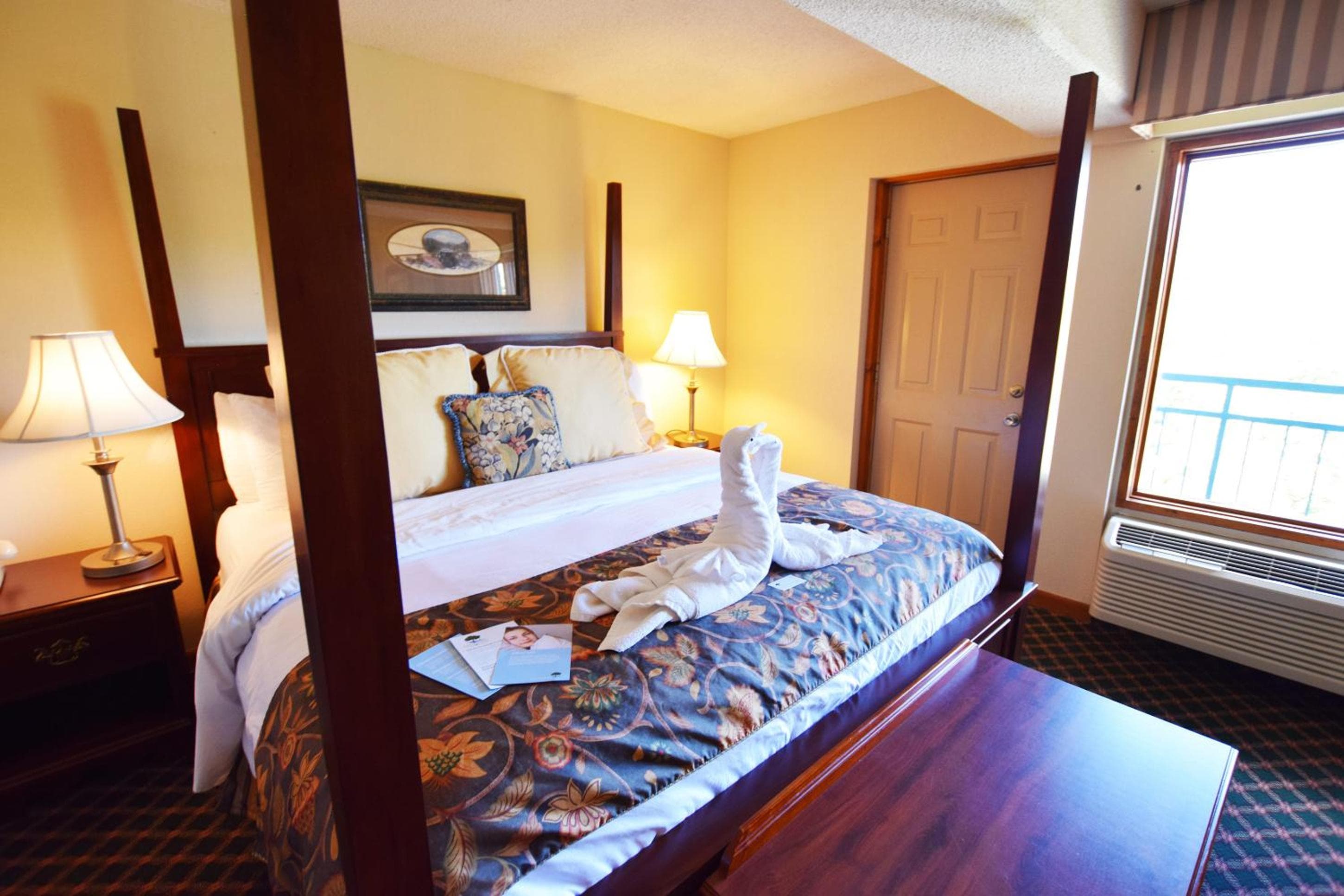 Arbors at Island Landing Hotel & Suites