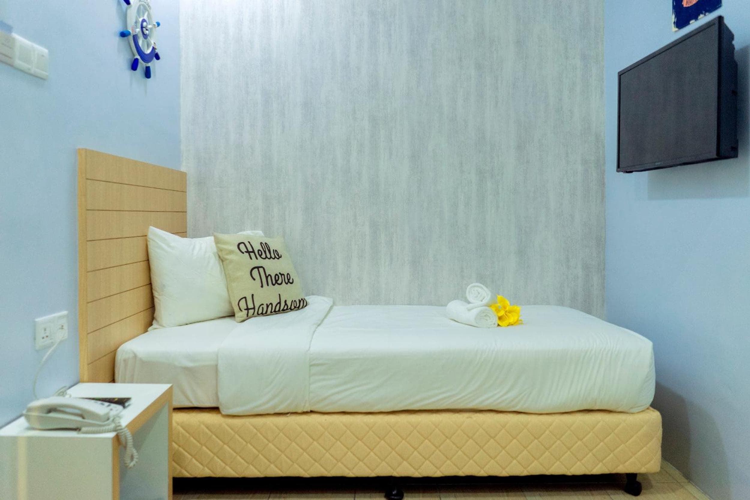LightHouse Hotel & ShortStay @ Damansara Uptown