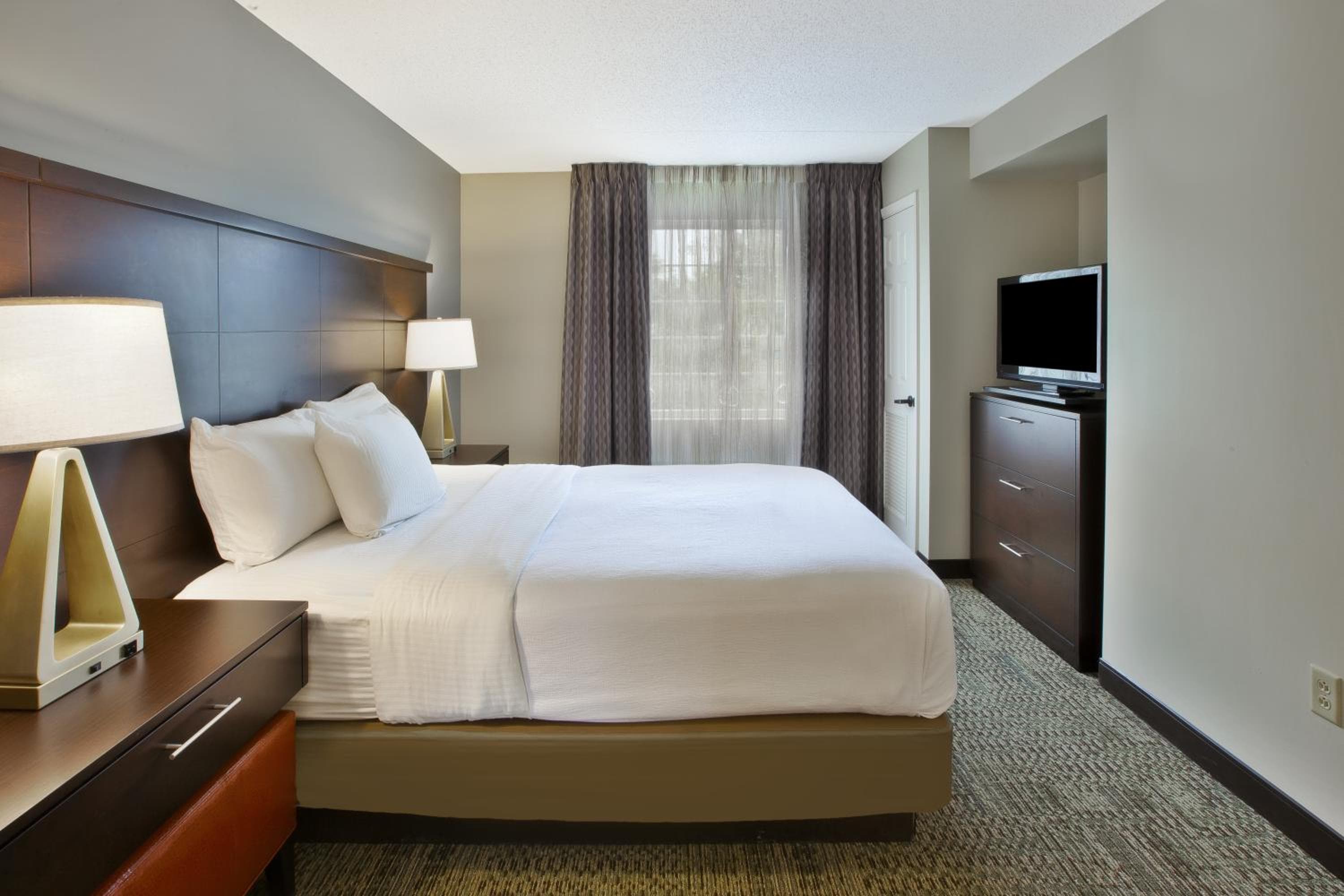 Staybridge Suites Cleveland Mayfield Heights Beachwood by IHG