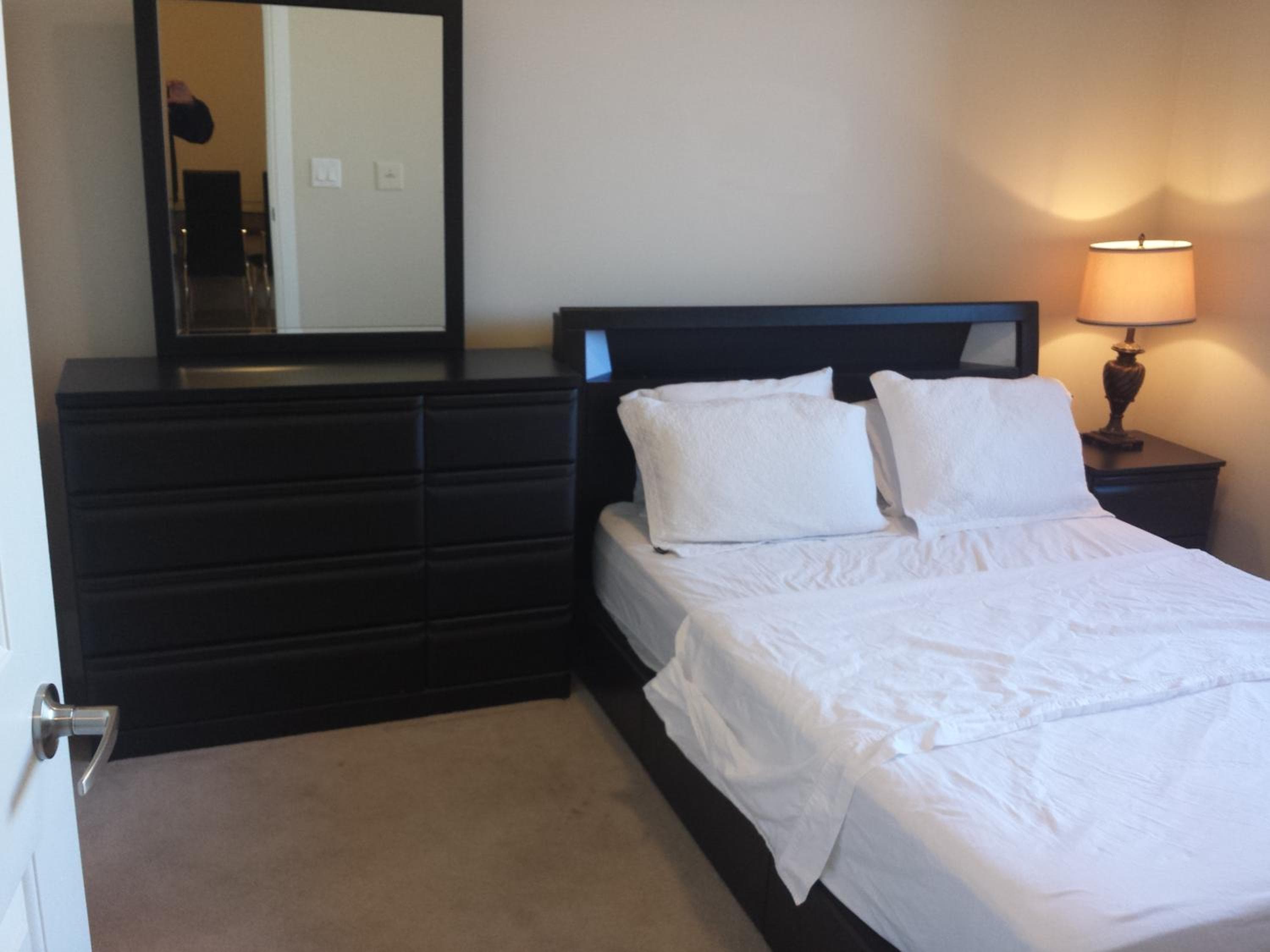 BEST LOCATION/SPECTACULAR VIEW 2 BEDROOMS FURNISHED CONDO S/L RENT