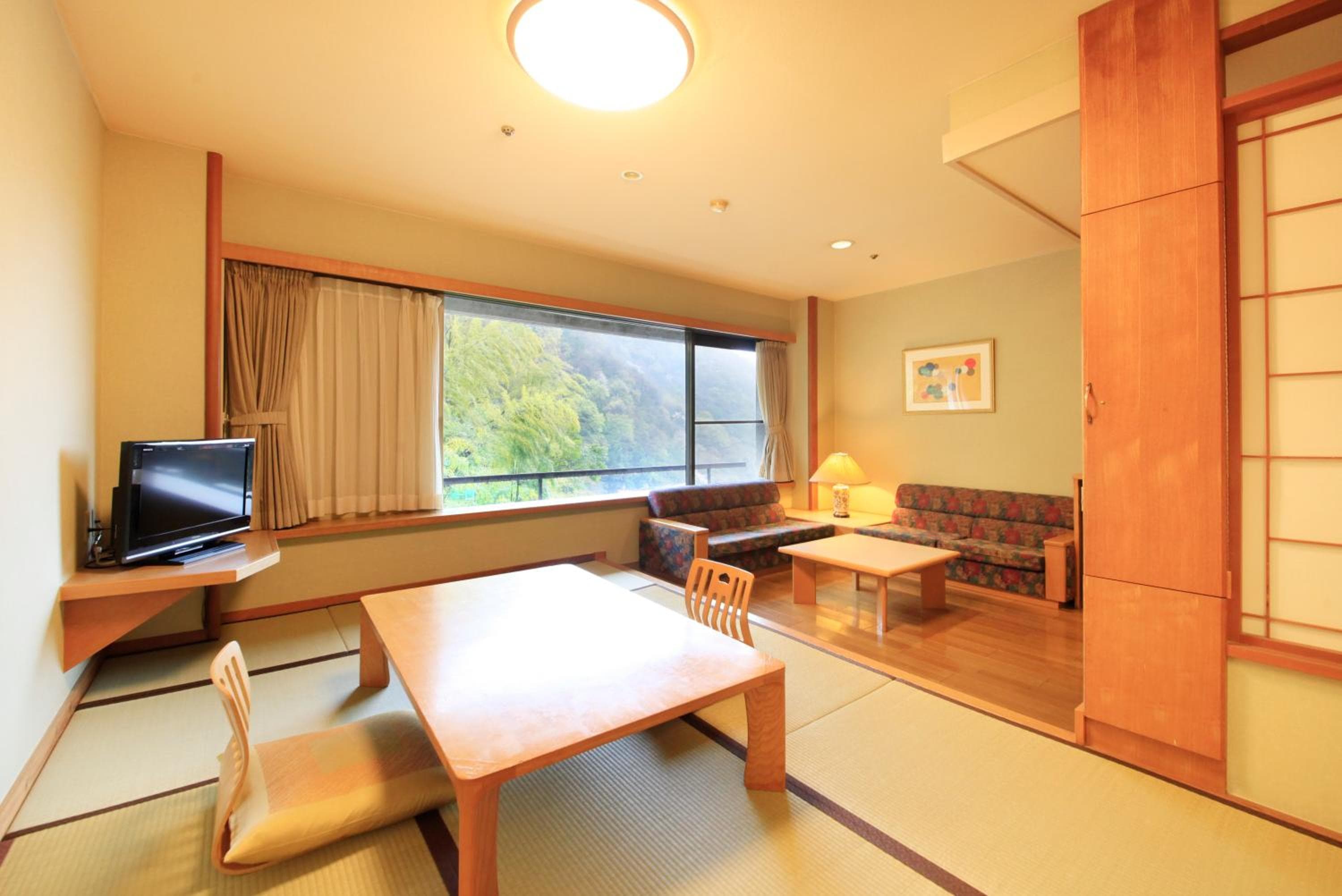 Hotel Okada