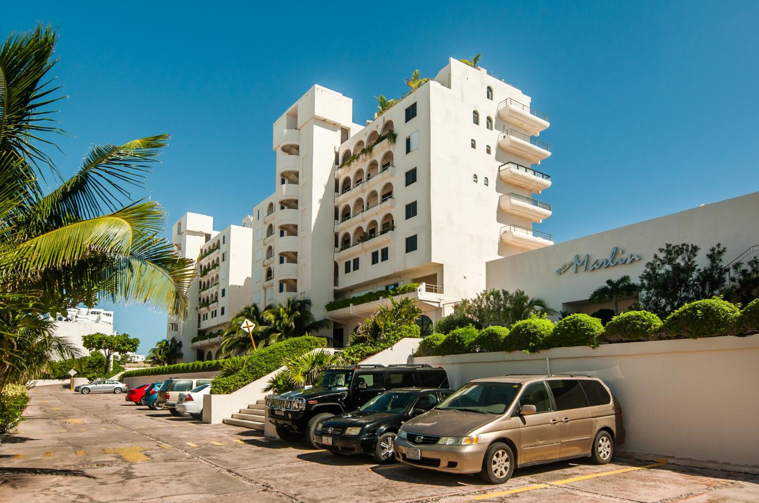 HotelZone L20 Beach Access