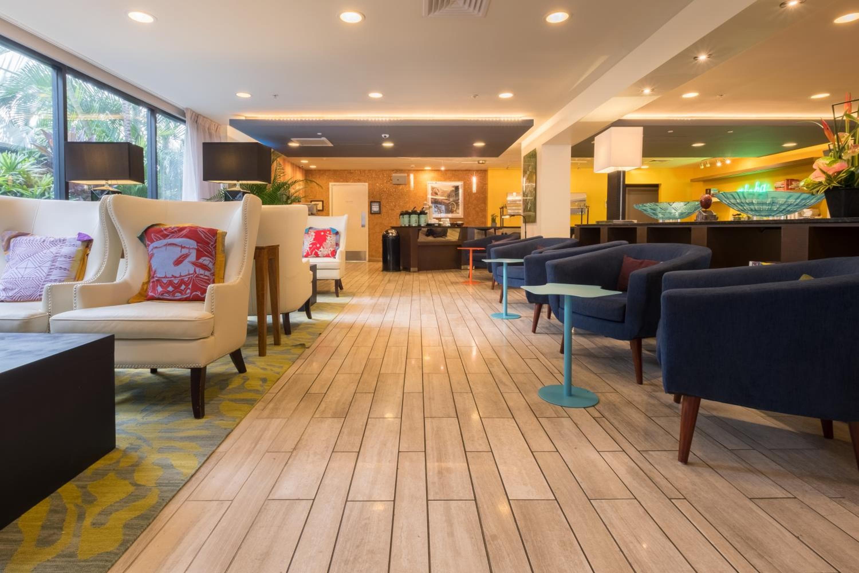 VIVE Hotel Waikiki