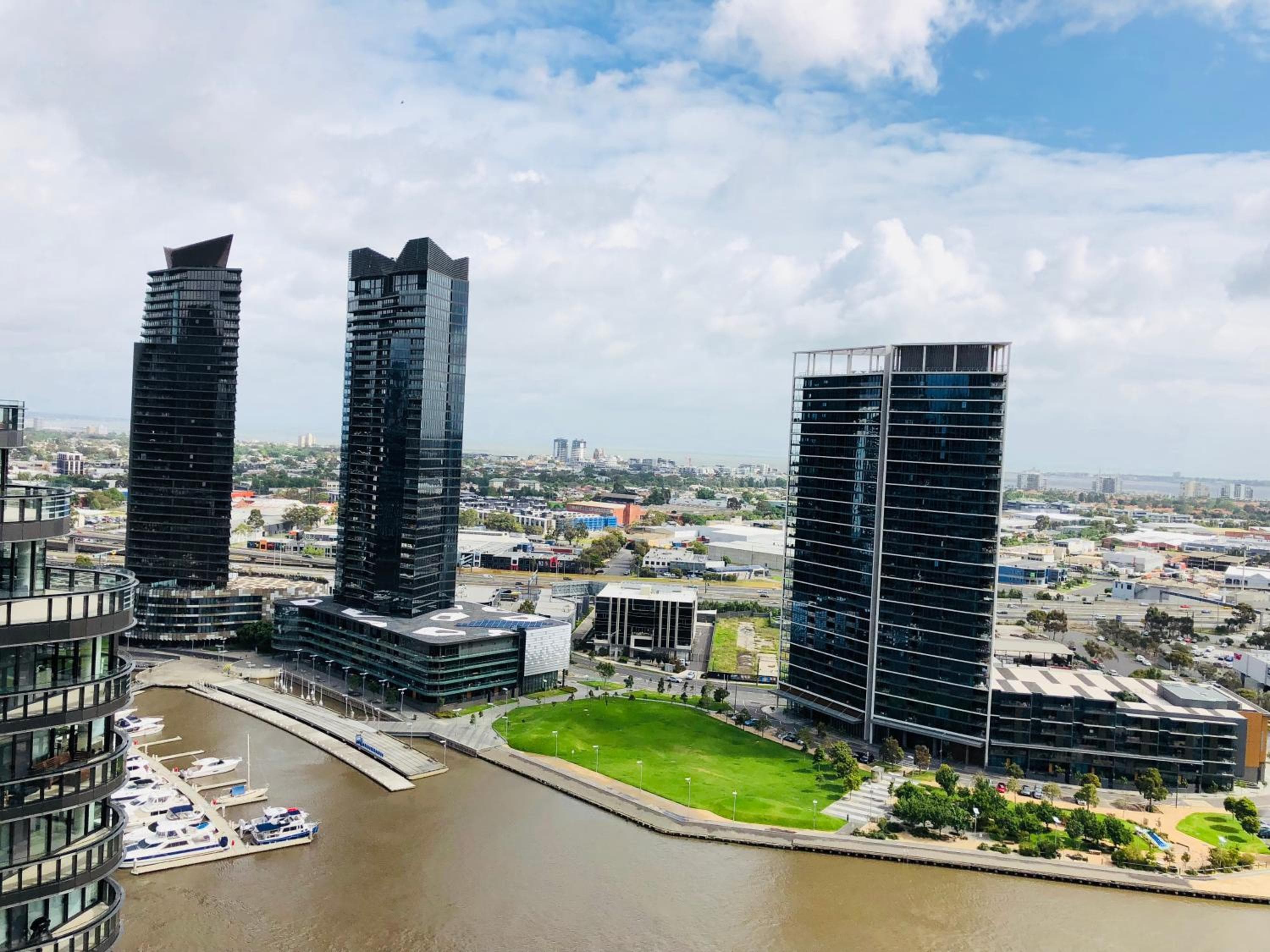 Winston Apartments Docklands
