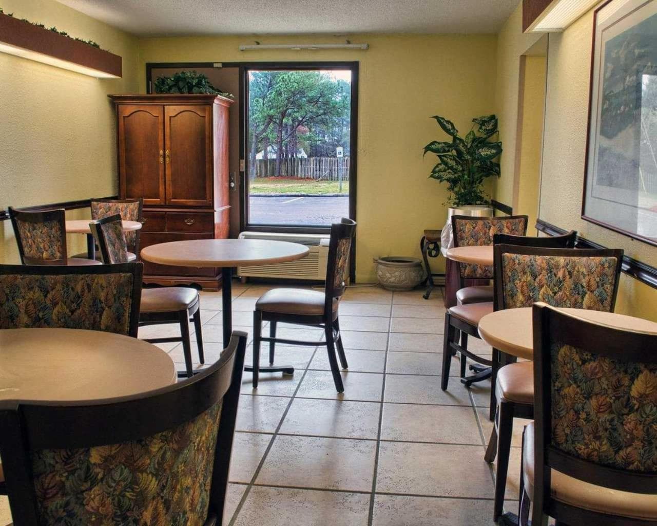 Rodeway Inn Richmond West End