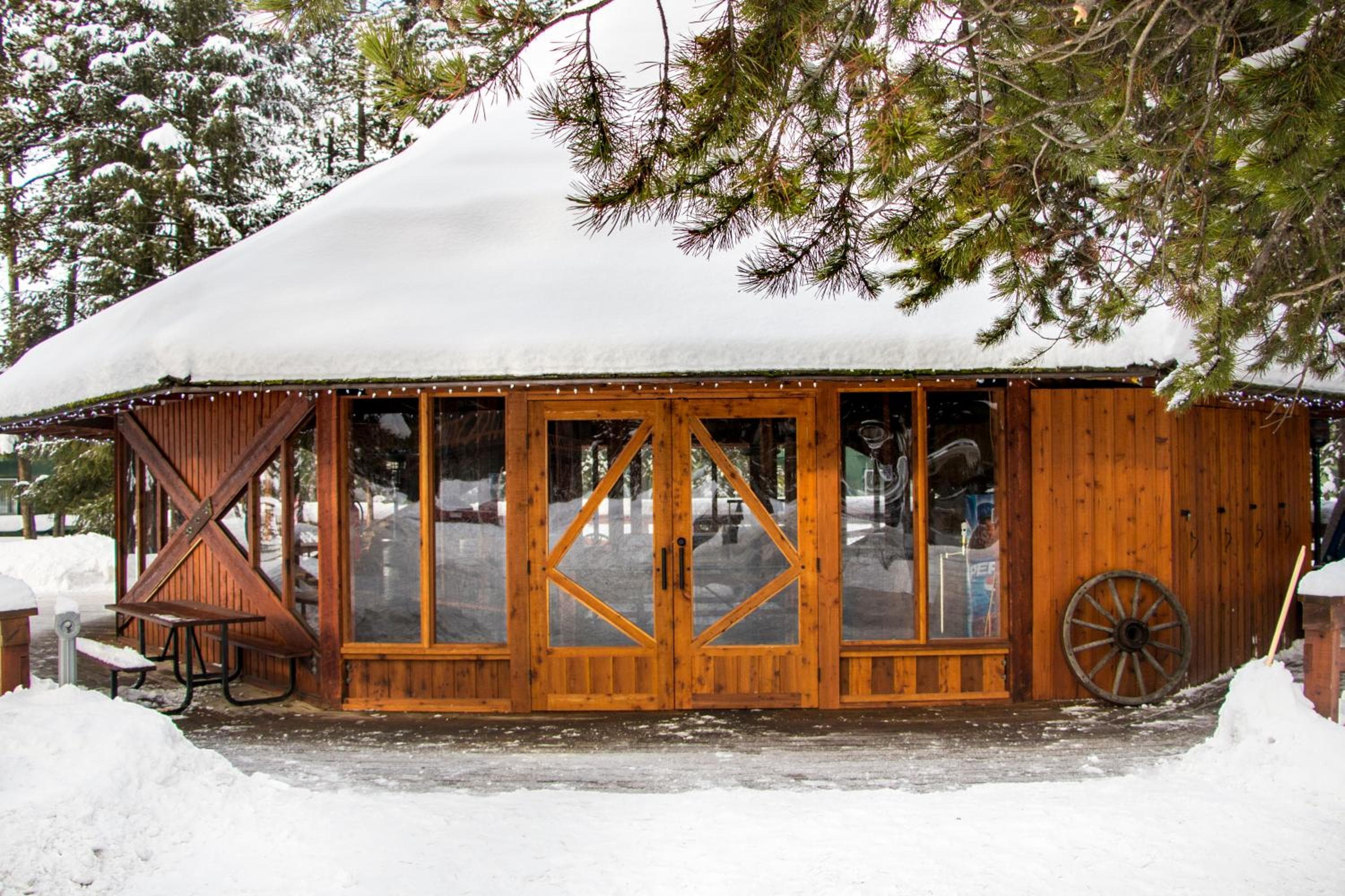 Lake Louise Inn
