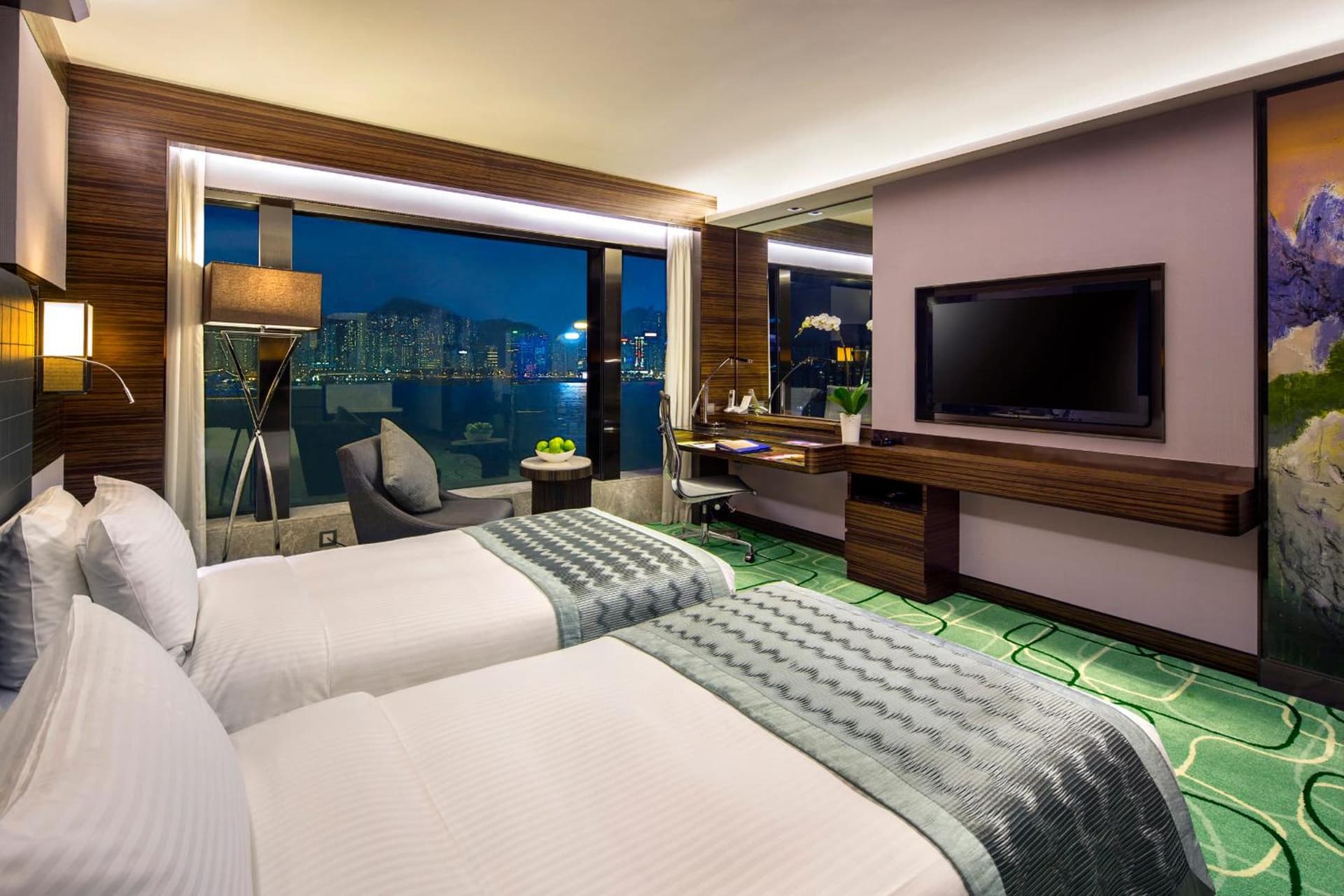 New World Millennium Hong Kong Hotel
